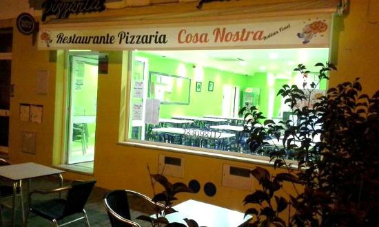 Pizzaria Cosa Nostra em Vila Nova de Milfontes