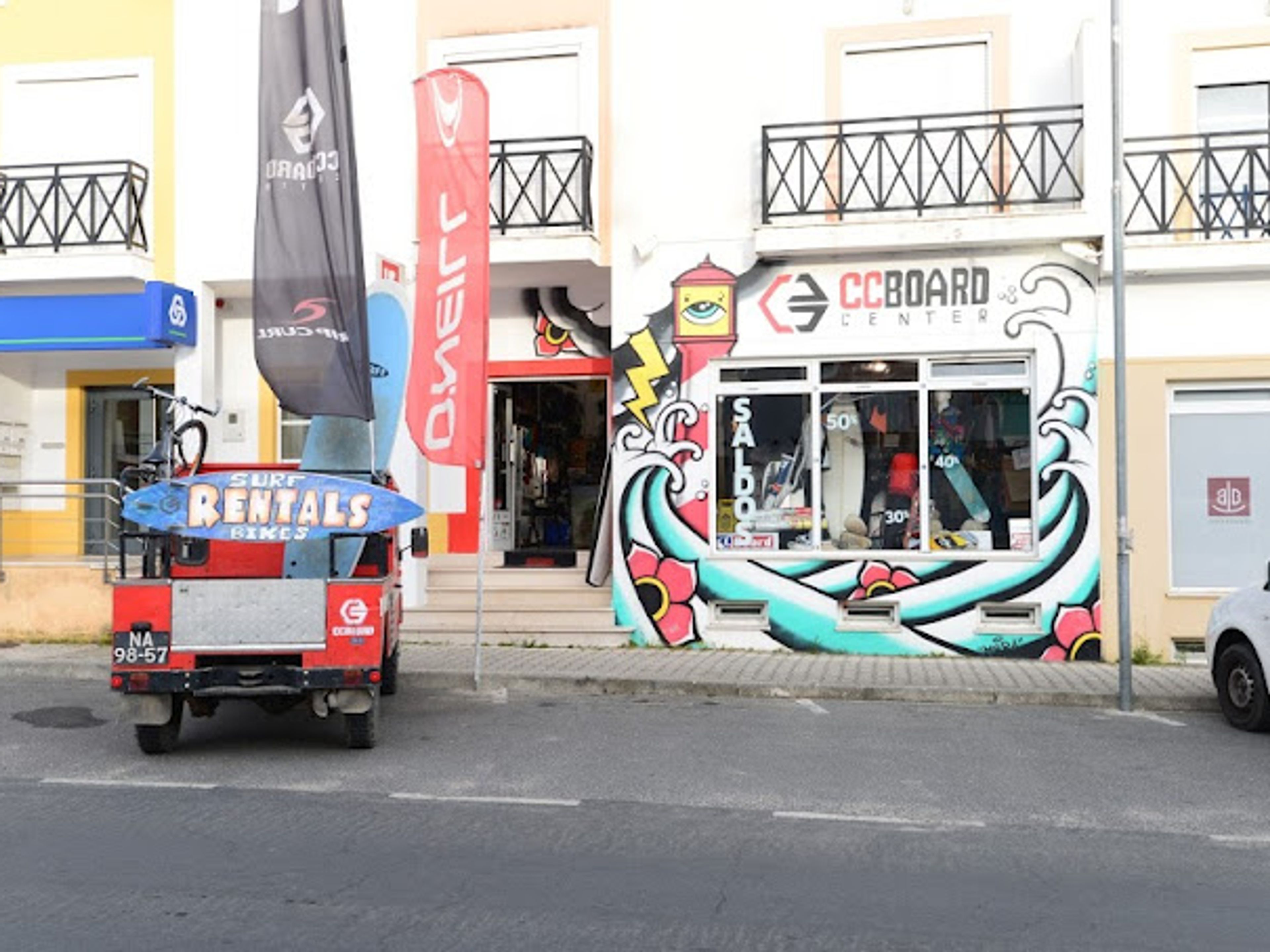 CCBoard Center - Surf School & Surf Shop em Vila Nova de Milfontes