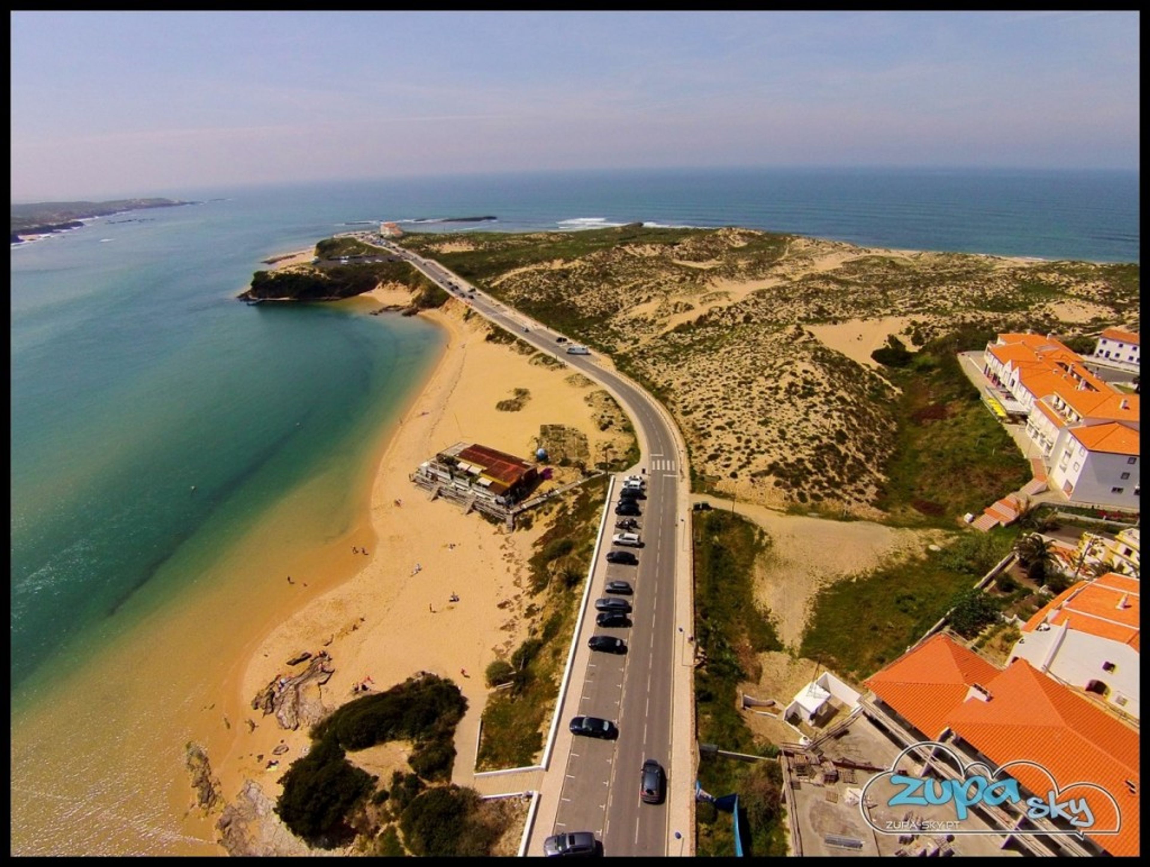 Fotografia Aérea: Praia da Franquia e Estrada do Farol