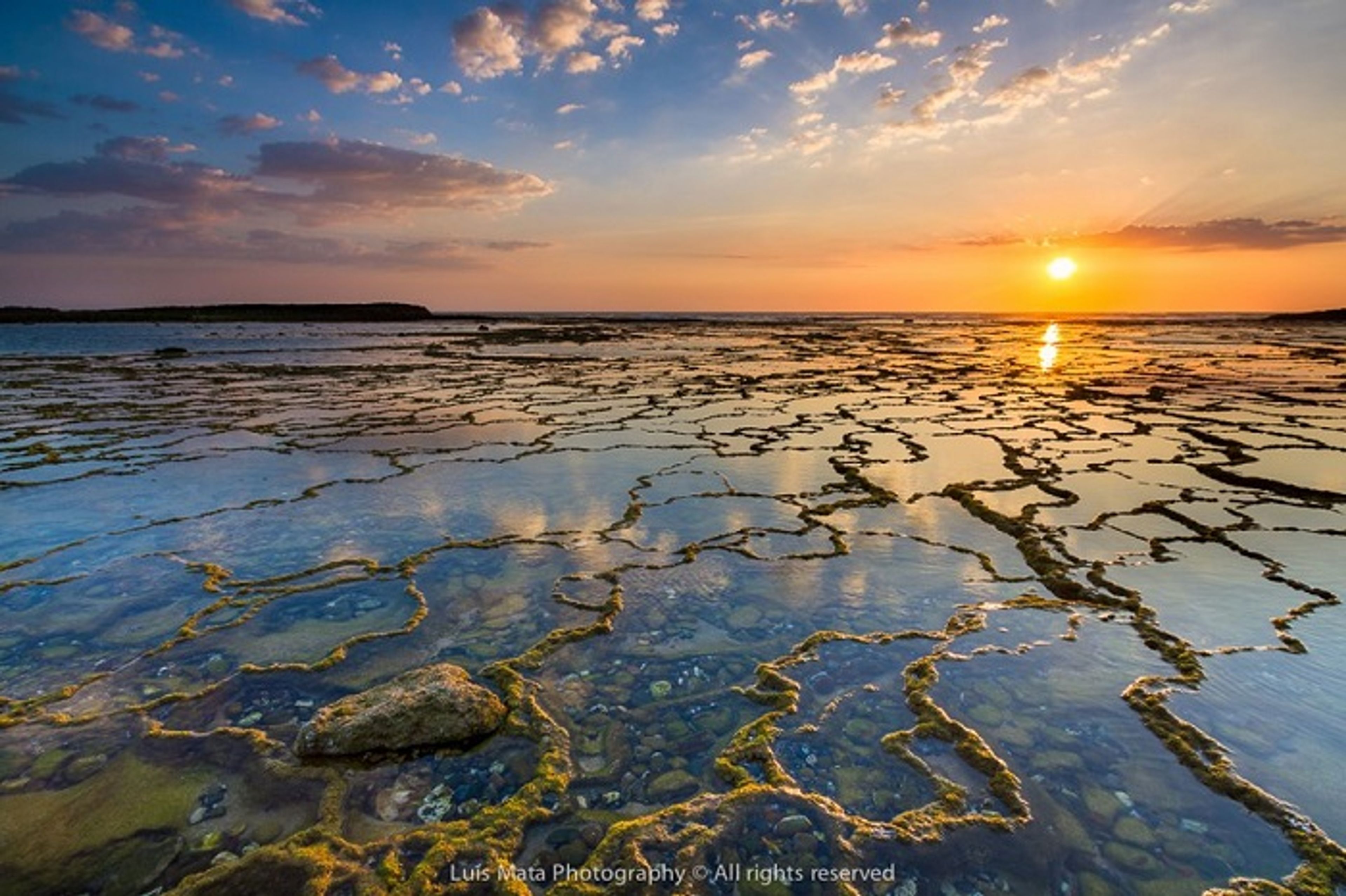 O Magnífico Pôr-do-Sol da Praia do Farol