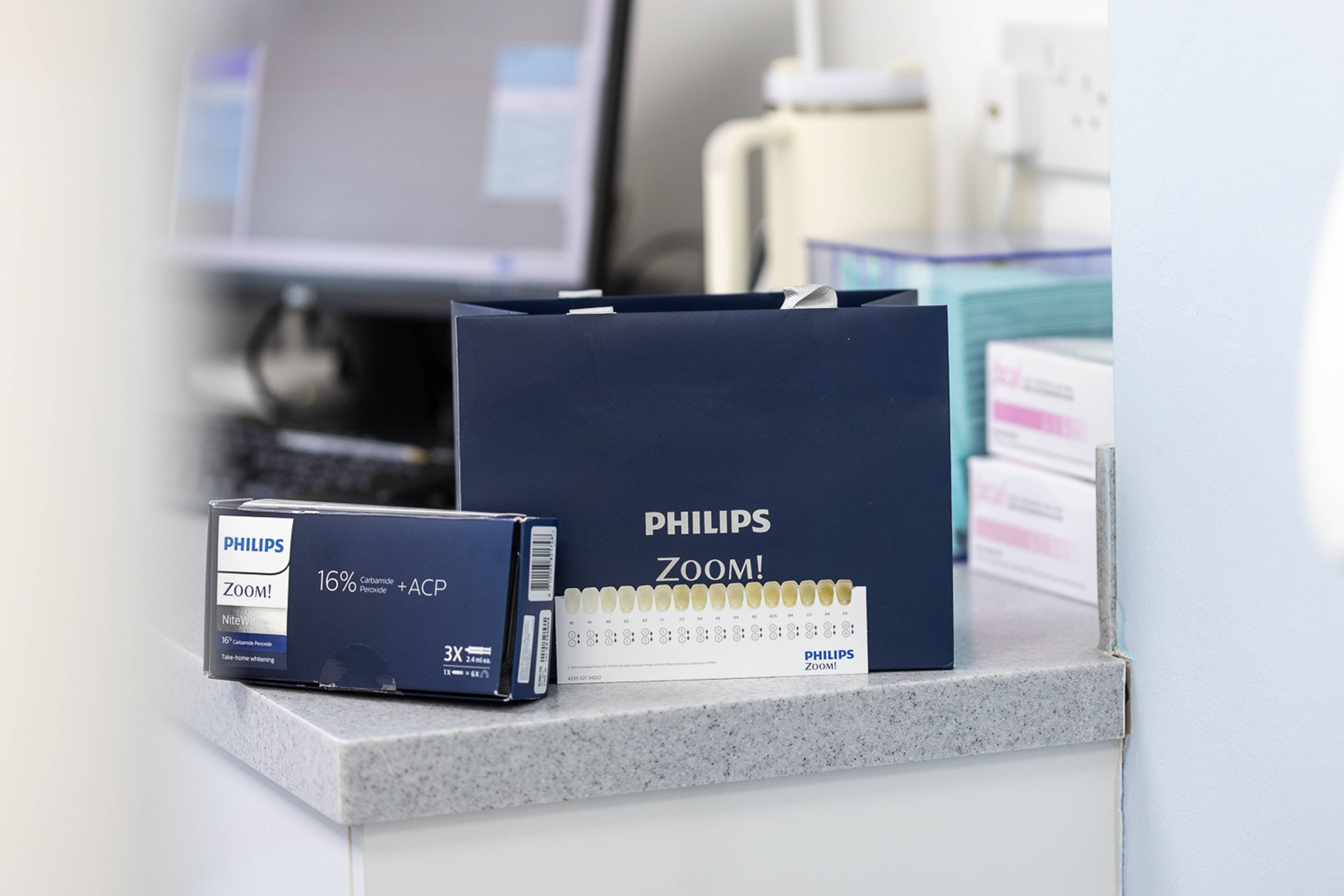 Zoom! tooth whitening kit