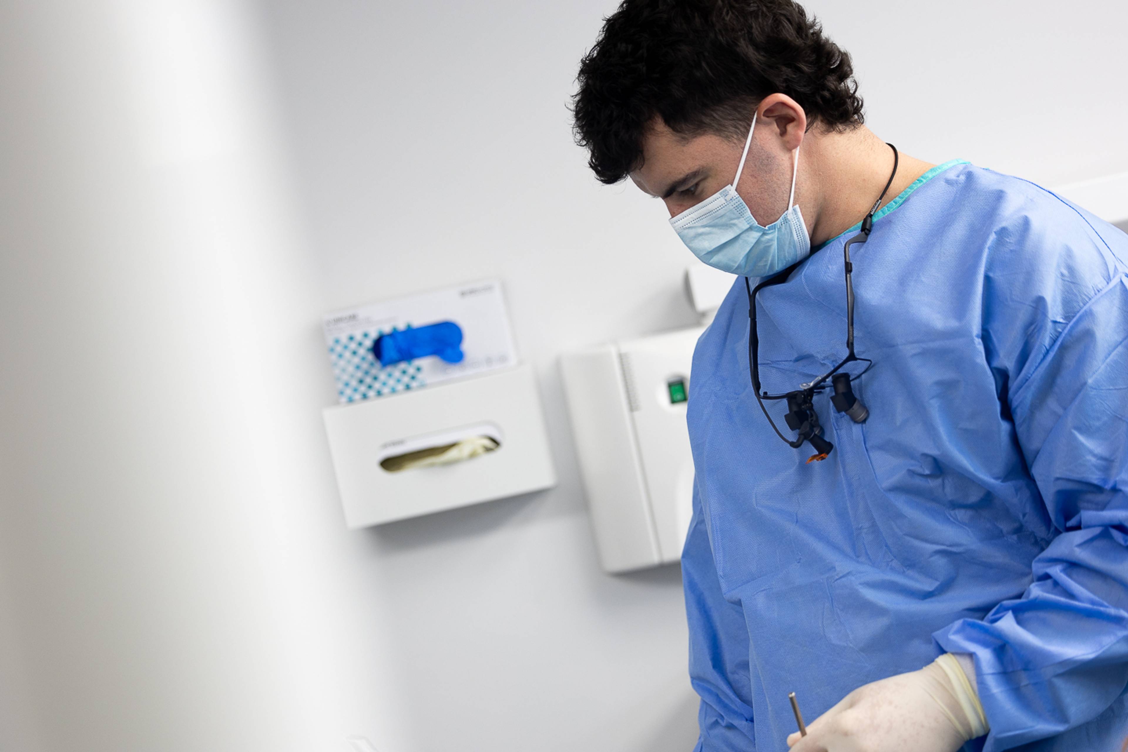 Triniaeth TMJ ym Mrynteg Dental