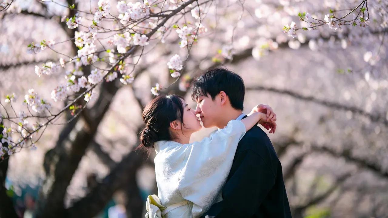 AIキス動画 リップキスシーン