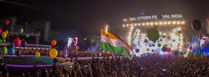 LED visuals amplified the call for social change, enhancing the performances by the likes of Coldplay, Jay-Z, A.R. Rahman