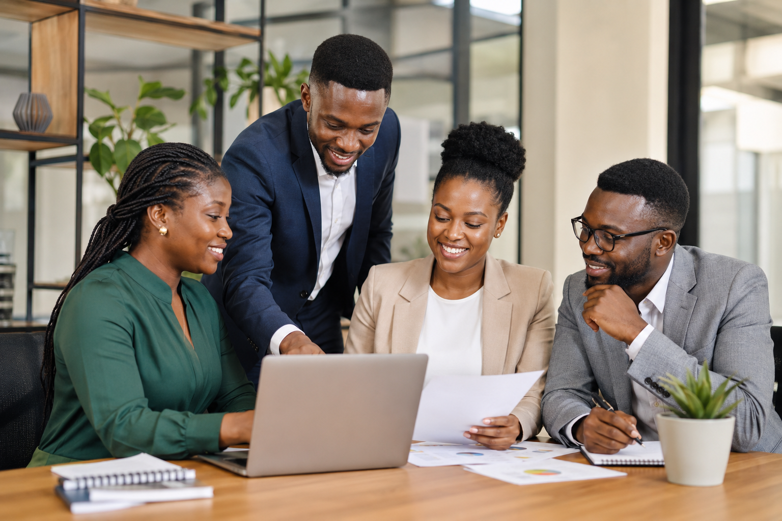HR Software in Ghana: How to Choose the Right System — featured image for Akatua+ blog article