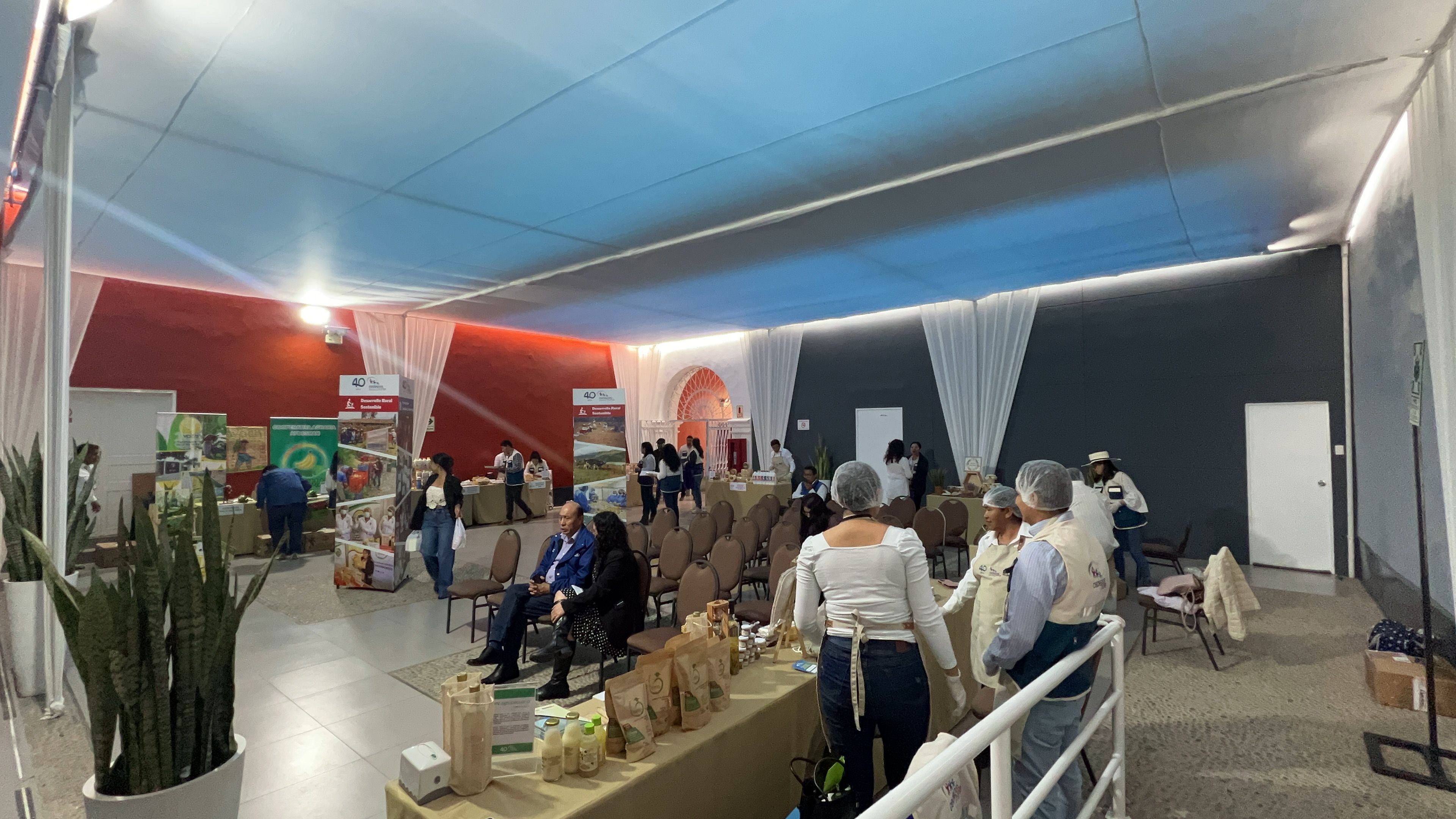 Patio colonial en disposición tipo Banquete​​​​‌﻿‍﻿​‍​‍‌‍﻿﻿‌﻿​‍‌‍‍‌‌‍‌﻿‌‍‍‌‌‍﻿‍​‍​‍​﻿‍‍​‍​‍‌﻿​﻿‌‍​‌‌‍﻿‍‌‍‍‌‌﻿‌​‌﻿‍‌​‍﻿‍‌‍‍‌‌‍﻿﻿​‍​‍​‍﻿​​‍​‍‌‍‍​‌﻿​‍‌‍‌‌‌‍‌‍​‍​‍​﻿‍‍​‍​‍​‍﻿﻿‌‍​‌‌‍‌​‌‍﻿‌‌‍‍‌‌‍﻿‍​‍﻿﻿‌‍‍‌‌‍﻿‍‌﻿‌​‌‍‌‌‌‍﻿‍‌﻿‌​​‍﻿﻿‌‍‌‌‌‍‌​‌‍‍‌‌﻿‌​​‍﻿﻿‌‍﻿‌‌‍﻿﻿‌‍‌​‌‍‌‌​﻿﻿‌‌﻿​​‌﻿​‍‌‍‌‌‌﻿​﻿‌‍‌‌‌‍﻿‍‌﻿‌​‌‍​‌‌﻿‌​‌‍‍‌‌‍﻿﻿‌‍﻿‍​﻿‍﻿‌‍‍‌‌‍‌​​﻿﻿‌‌‍‌​​﻿‍​‌‍​‌‌‍​﻿​﻿‍​​﻿​‌​﻿​﻿‌‍‌‌​‍﻿‌​﻿​‌​﻿‌‍‌‍‌​‌‍​﻿​‍﻿‌​﻿‌​​﻿​‍‌‍​‌​﻿‌‍​‍﻿‌​﻿‍‌‌‍​‌‌‍‌‌​﻿‌﻿​‍﻿‌‌‍‌‌‌‍‌​​﻿‌‍​﻿​﻿​﻿‌﻿‌‍​﻿​﻿​‍​﻿‍​‌‍​‌​﻿‌﻿​﻿​​​﻿​​​﻿‍﻿‌﻿‌​‌﻿‍‌‌﻿​​‌‍‌‌​﻿﻿‌‌﻿​﻿‌‍​‌‌‍﻿​‌‍﻿﻿‌‍﻿‍​﻿‍﻿‌﻿​​‌‍​‌‌﻿‌​‌‍‍​​﻿﻿‌‌‍​‌‌‍‌‍‌‍﻿﻿‌﻿​‍‌‍﻿﻿​‍‌‌​﻿‌‌‌​​‍‌‌﻿﻿‌‍‍﻿‌‍‌‌‌﻿‍‌​‍‌‌​﻿​﻿‌​‌​​‍‌‌​﻿​﻿‌​‌​​‍‌‌​﻿​‍​﻿​‍​﻿​﻿​﻿‍‌‌‍​﻿​﻿‍‌​﻿‍​‌‍‌‌​﻿‌﻿​﻿​﻿‌‍‌‍‌‍​﻿​﻿​‍​﻿‍‌​‍‌‌​﻿​‍​﻿​‍​‍‌‌​﻿‌‌‌​‌​​‍﻿‍‌‍​﻿‌‍﻿﻿‌﻿‌‍‌‍‌‌‌﻿​‍​‍﻿‍‌‍​‌‌‍﻿​‌﻿‌​​﻿﻿﻿‌‍​‍‌‍​‌‌﻿​﻿‌‍‌‌‌‌‌‌‌﻿​‍‌‍﻿​​﻿﻿‌​‍‌‌​﻿​‍‌​‌‍‌‍​‌‌‍‌​‌‍﻿‌‌‍‍‌‌‍﻿‍​‍‌‍‌‍‍‌‌‍‌​​﻿﻿‌‌‍‌​​﻿‍​‌‍​‌‌‍​﻿​﻿‍​​﻿​‌​﻿​﻿‌‍‌‌​‍﻿‌​﻿​‌​﻿‌‍‌‍‌​‌‍​﻿​‍﻿‌​﻿‌​​﻿​‍‌‍​‌​﻿‌‍​‍﻿‌​﻿‍‌‌‍​‌‌‍‌‌​﻿‌﻿​‍﻿‌‌‍‌‌‌‍‌​​﻿‌‍​﻿​﻿​﻿‌﻿‌‍​﻿​﻿​‍​﻿‍​‌‍​‌​﻿‌﻿​﻿​​​﻿​​​‍‌‍‌﻿‌​‌﻿‍‌‌﻿​​‌‍‌‌​﻿﻿‌‌﻿​﻿‌‍​‌‌‍﻿​‌‍﻿﻿‌‍﻿‍​‍‌‍‌﻿​​‌‍​‌‌﻿‌​‌‍‍​​﻿﻿‌‌‍​‌‌‍‌‍‌‍﻿﻿‌﻿​‍‌‍﻿﻿​‍‌‌​﻿‌‌‌​​‍‌‌﻿﻿‌‍‍﻿‌‍‌‌‌﻿‍‌​‍‌‌​﻿​﻿‌​‌​​‍‌‌​﻿​﻿‌​‌​​‍‌‌​﻿​‍​﻿​‍​﻿​﻿​﻿‍‌‌‍​﻿​﻿‍‌​﻿‍​‌‍‌‌​﻿‌﻿​﻿​﻿‌‍‌‍‌‍​﻿​﻿​‍​﻿‍‌​‍‌‌​﻿​‍​﻿​‍​‍‌‌​﻿‌‌‌​‌​​‍﻿‍‌‍​﻿‌‍﻿﻿‌﻿‌‍‌‍‌‌‌﻿​‍​‍﻿‍‌‍​‌‌‍﻿​‌﻿‌​​‍‌‍‌﻿​​‌‍‌‌‌﻿​‍‌﻿​﻿‌﻿​​‌‍‌‌‌‍​﻿‌﻿‌​‌‍‍‌‌﻿‌‍‌‍‌‌​﻿﻿‌‌﻿​​‌﻿‌‌‌‍​‍‌‍﻿​‌‍‍‌‌﻿​﻿‌‍‍​‌‍‌‌‌‍‌​​‍​‍‌﻿﻿‌