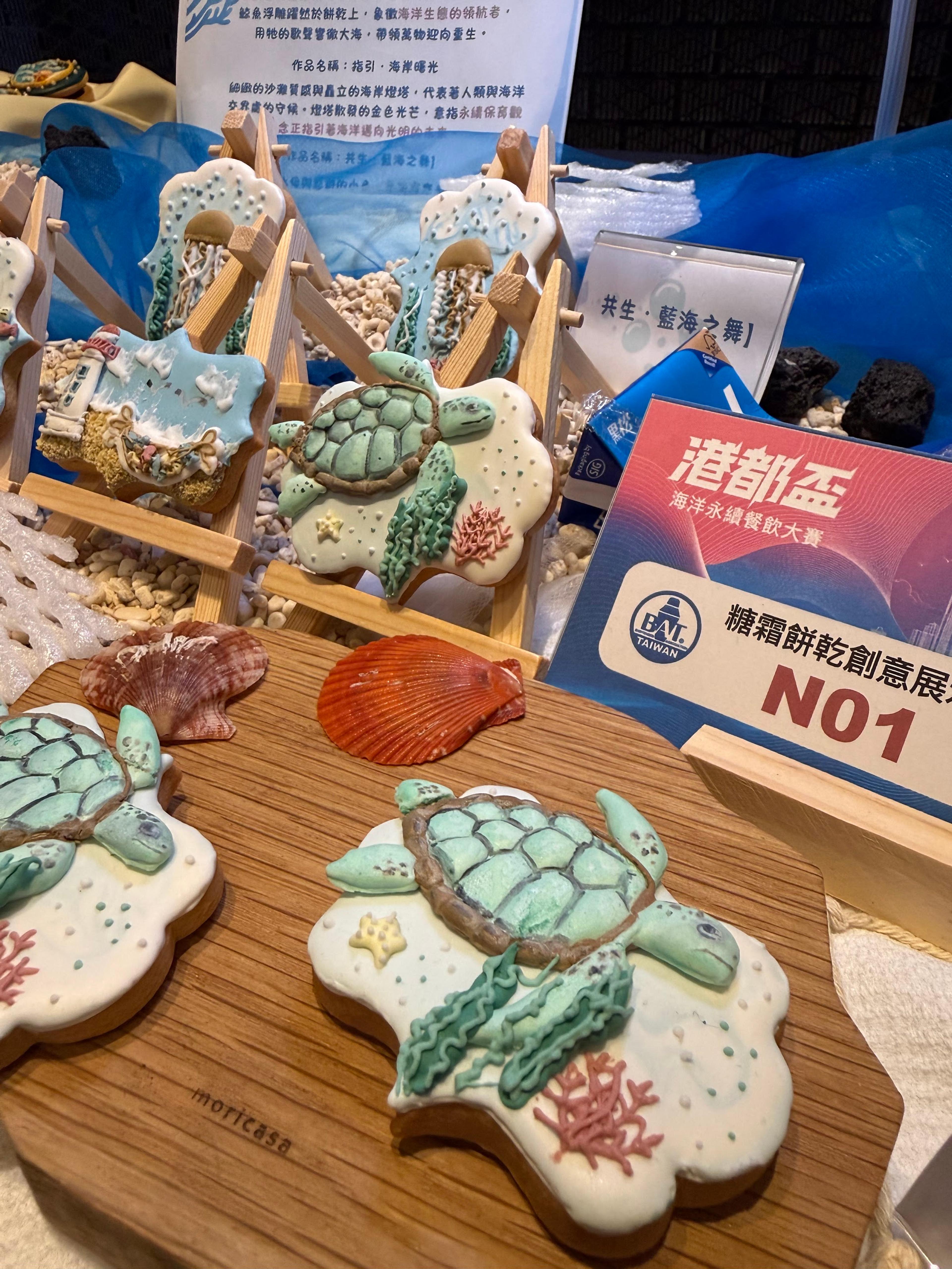 N01