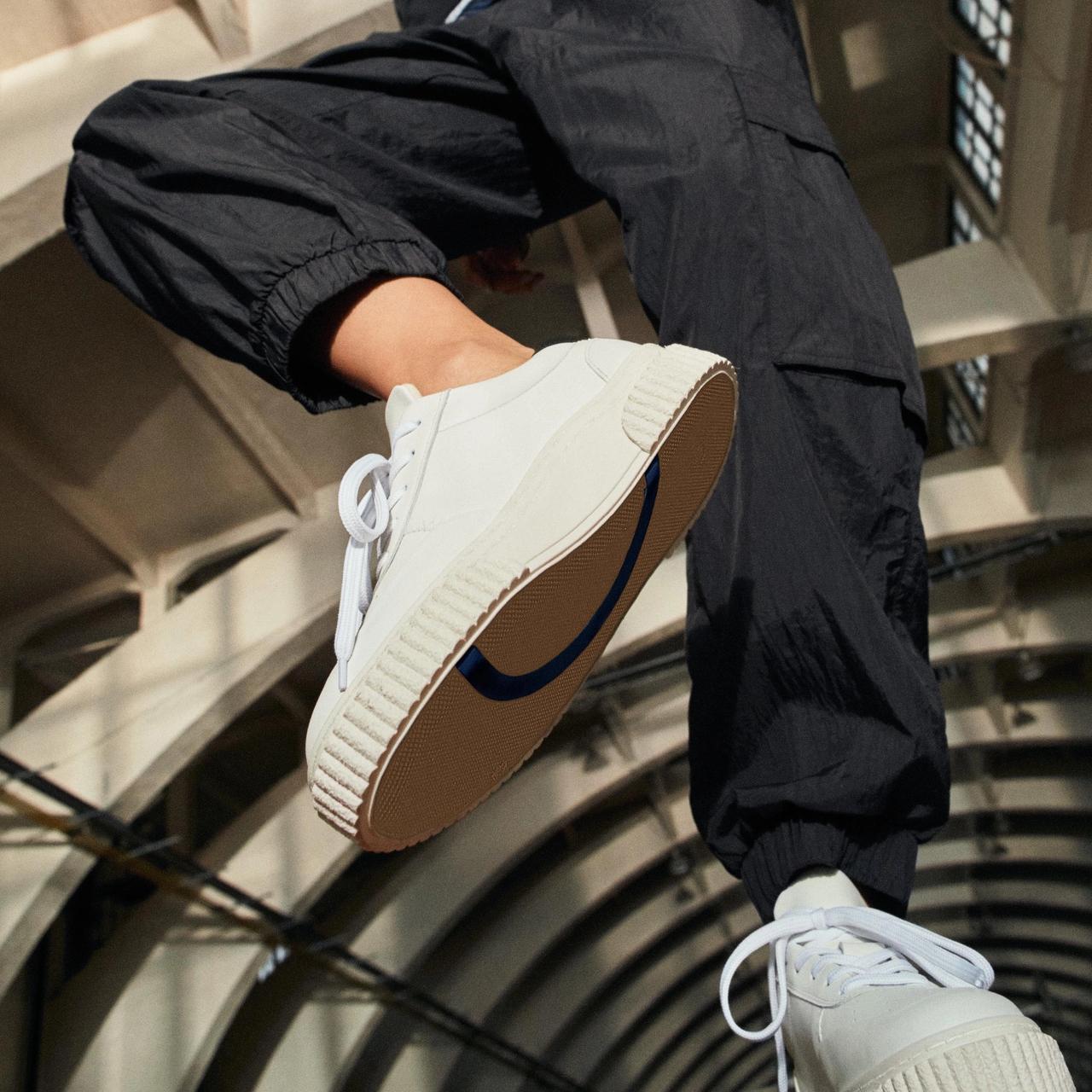COOL SHOES X SMALL ENVIRONMENTAL FOOTPRINT