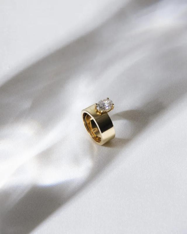 Engagement Ring No. 04, LM Gems