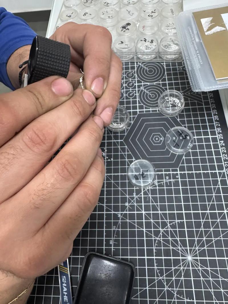 Setting the stones