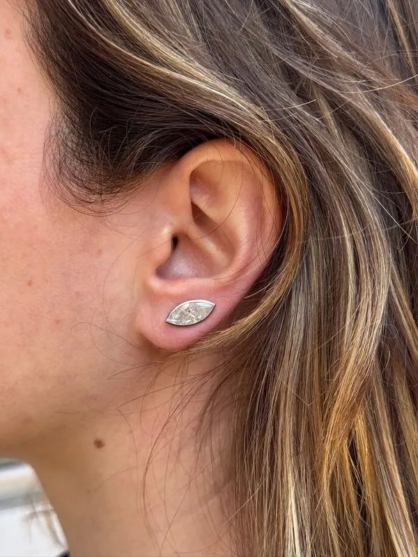 Earring No. 10