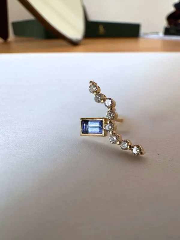 Earring No. 15