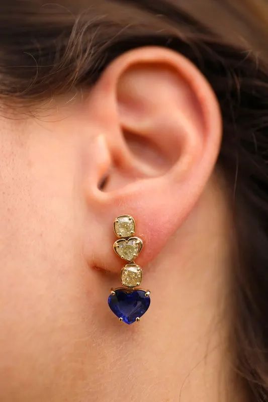 Earring No. 04
