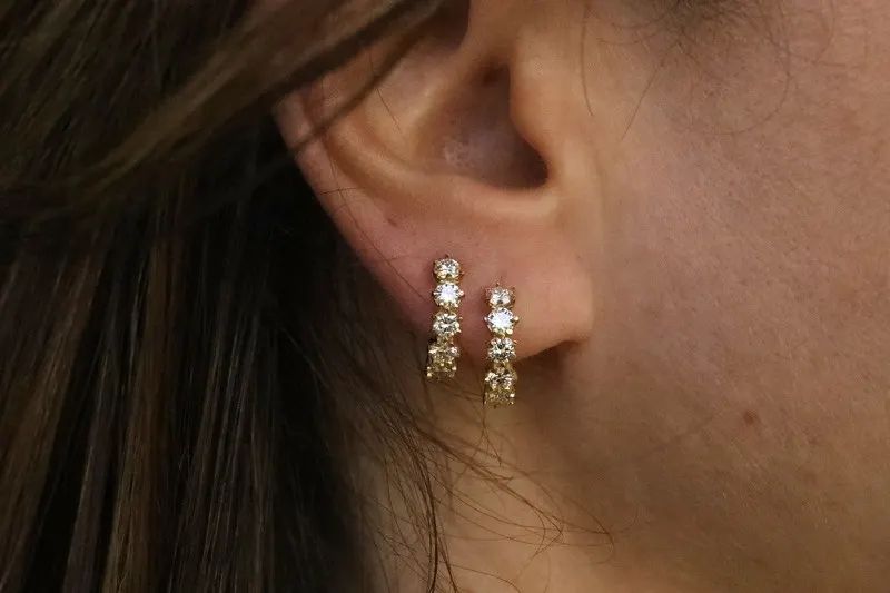Earring No. 09