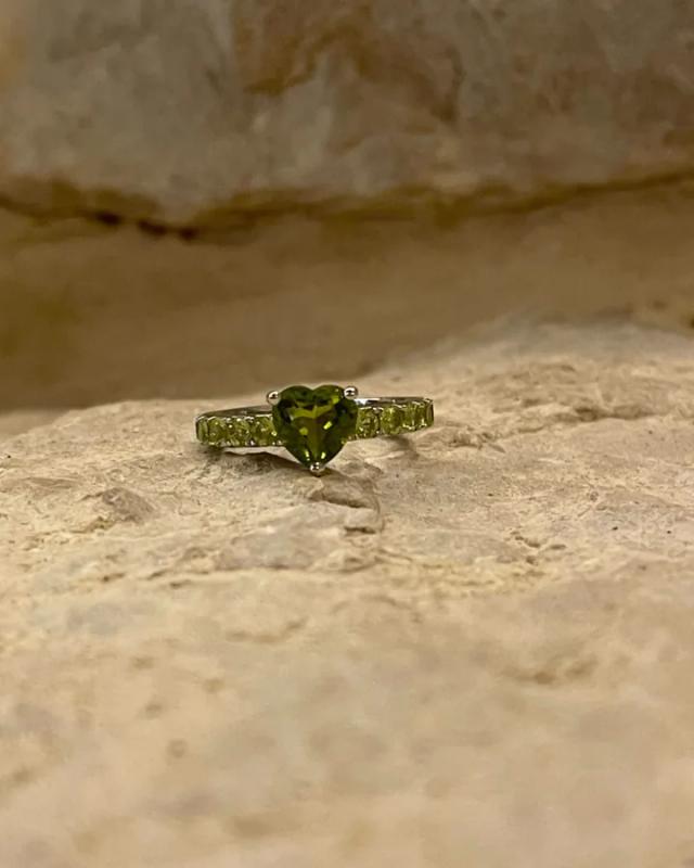 Ring No. 65, LM Gems