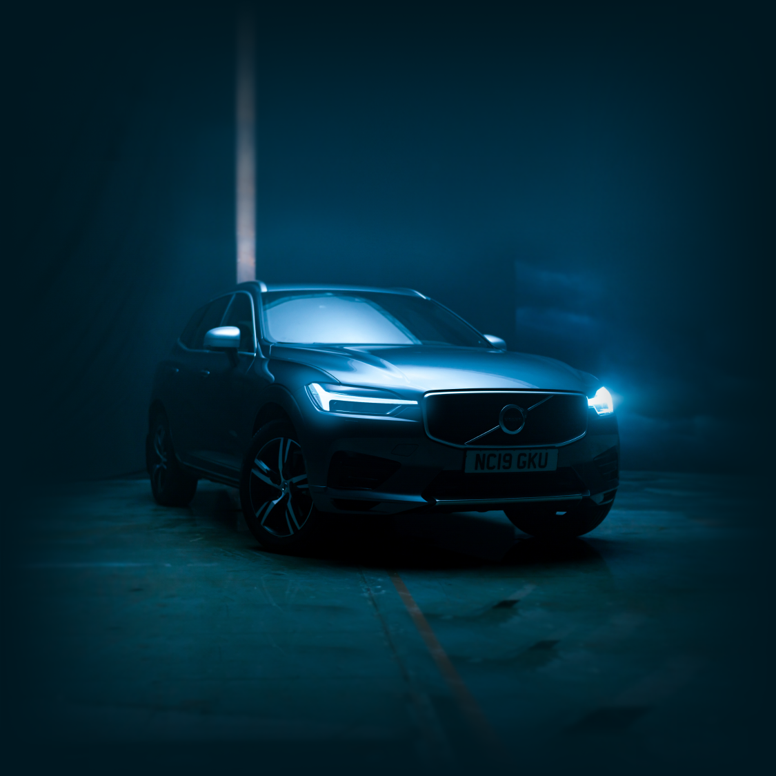 Auto Trader background.