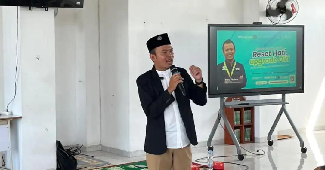 Bayu Firdaus, S.Pd.