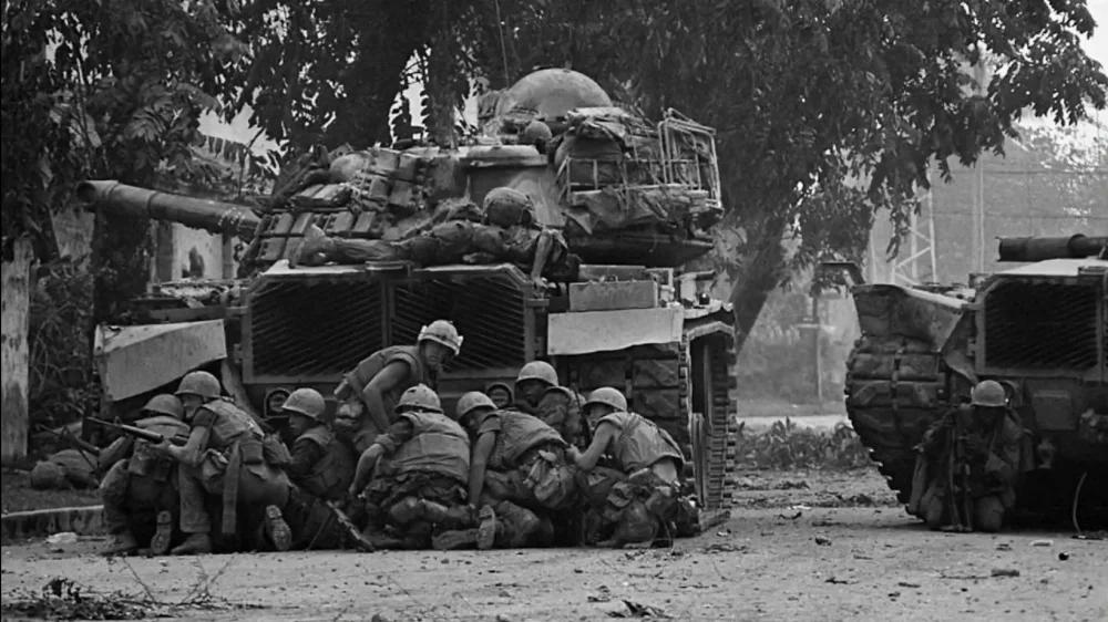 Marines in urban combat, Battle of Hue City