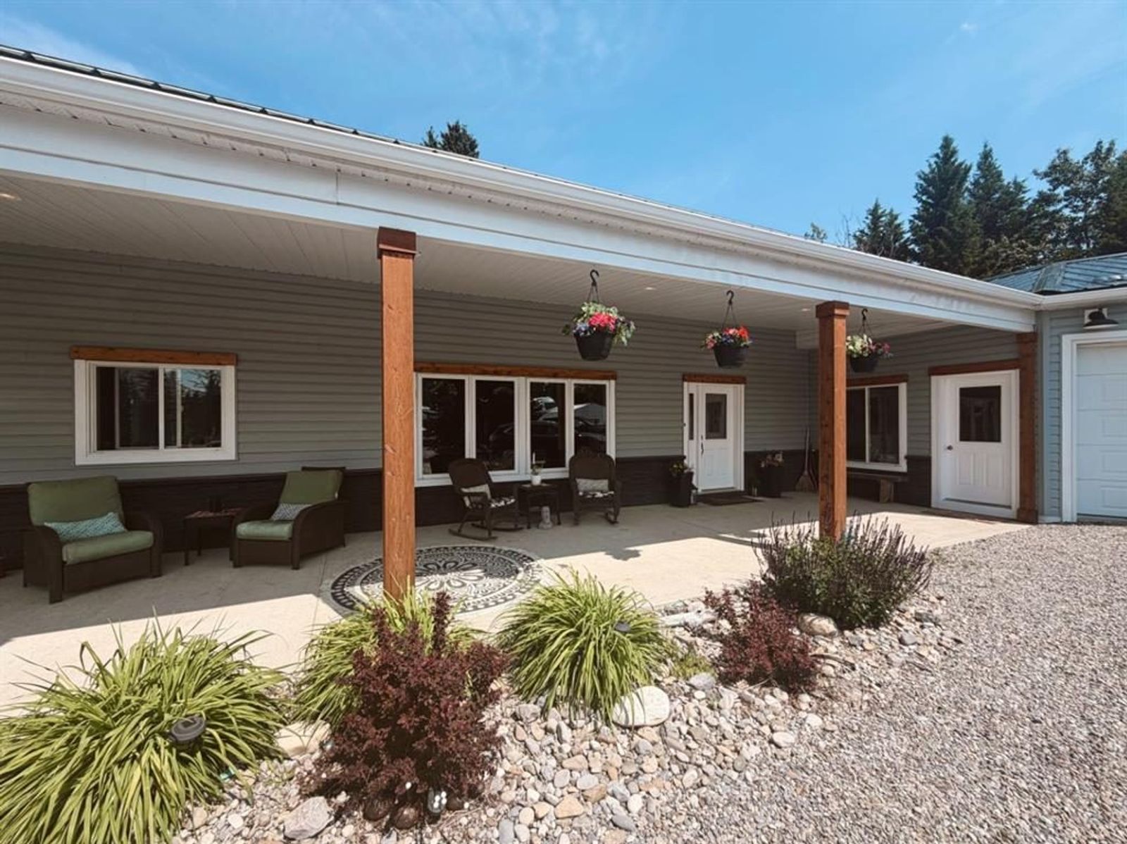 1101 6 Street SW - Photo 3