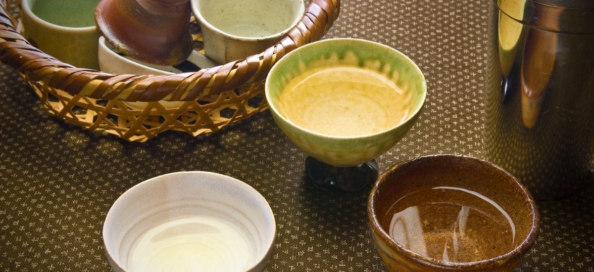 shochu service in a luxury restaurant in china
