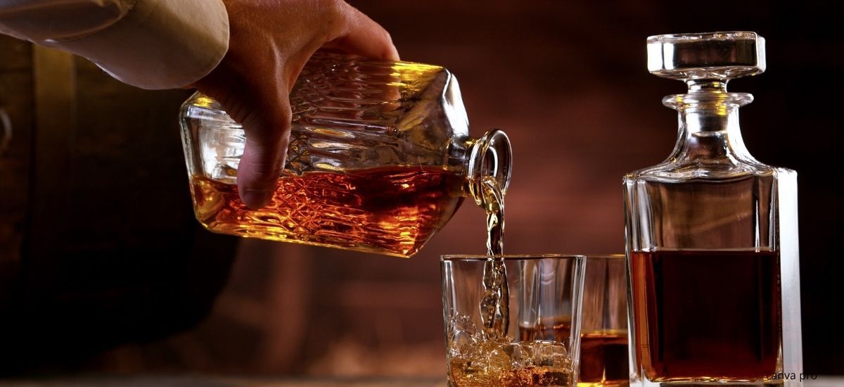 booze being poured tableside in a restaurant
