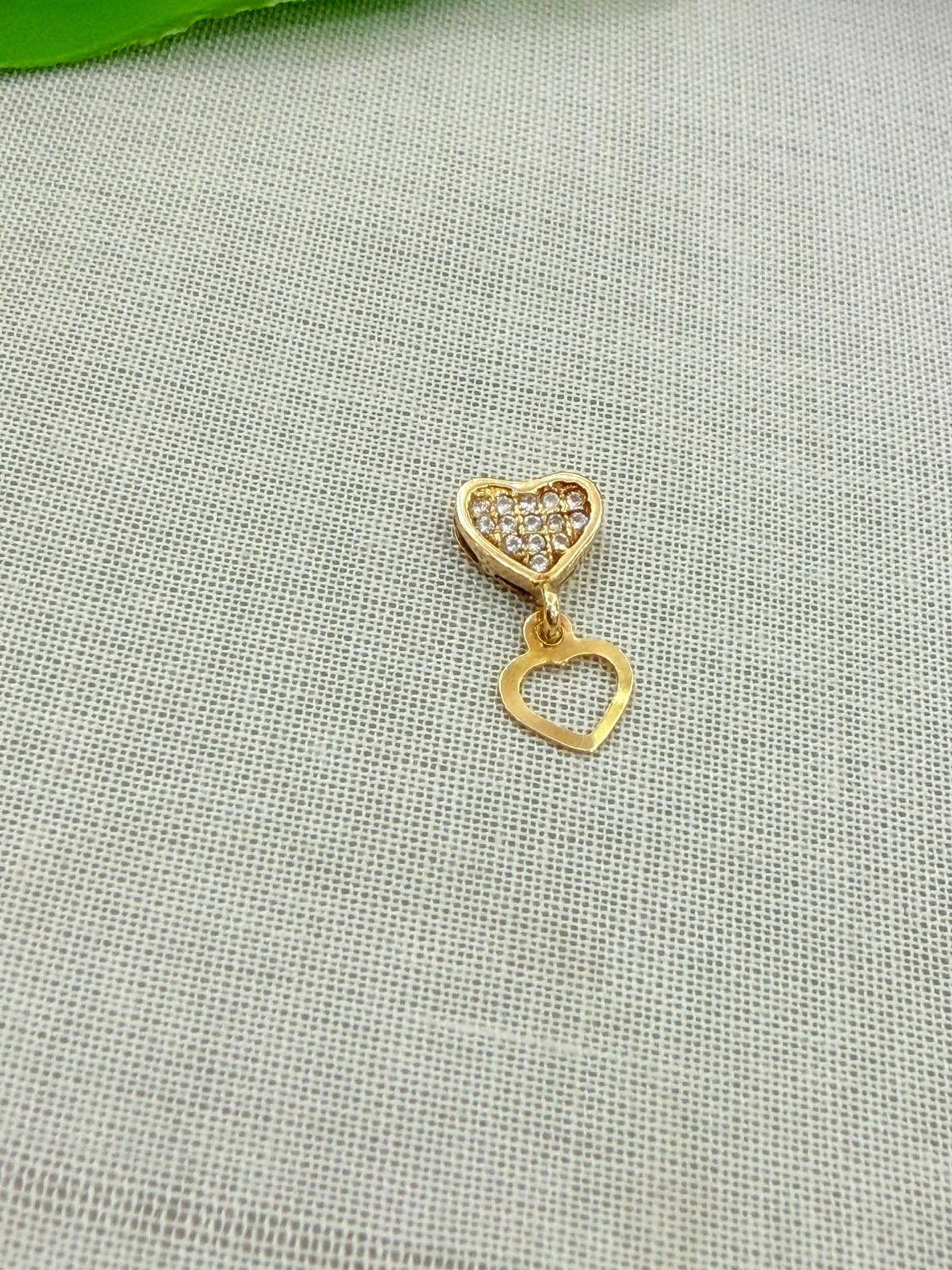 Dije Doble Corazón Oro 18K
