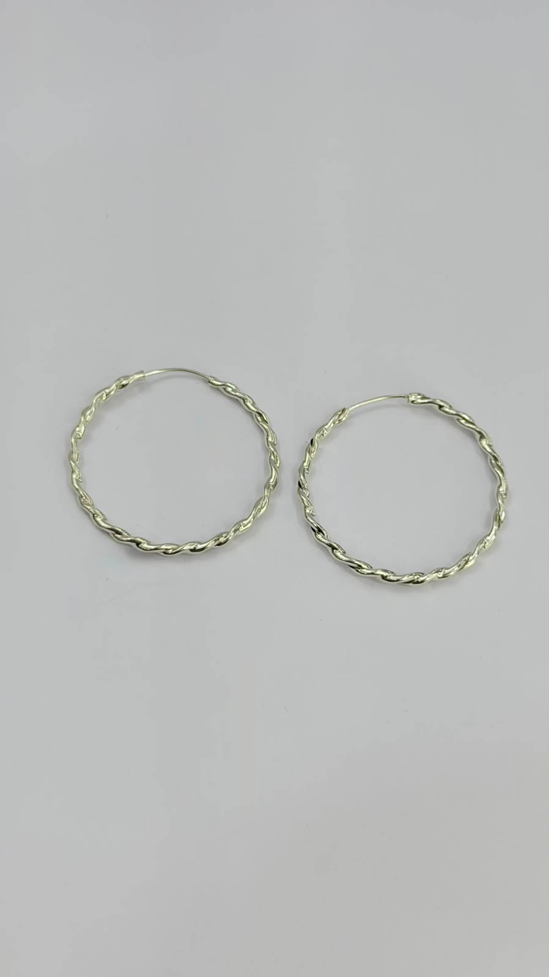 Argollas torzadas de plata 925