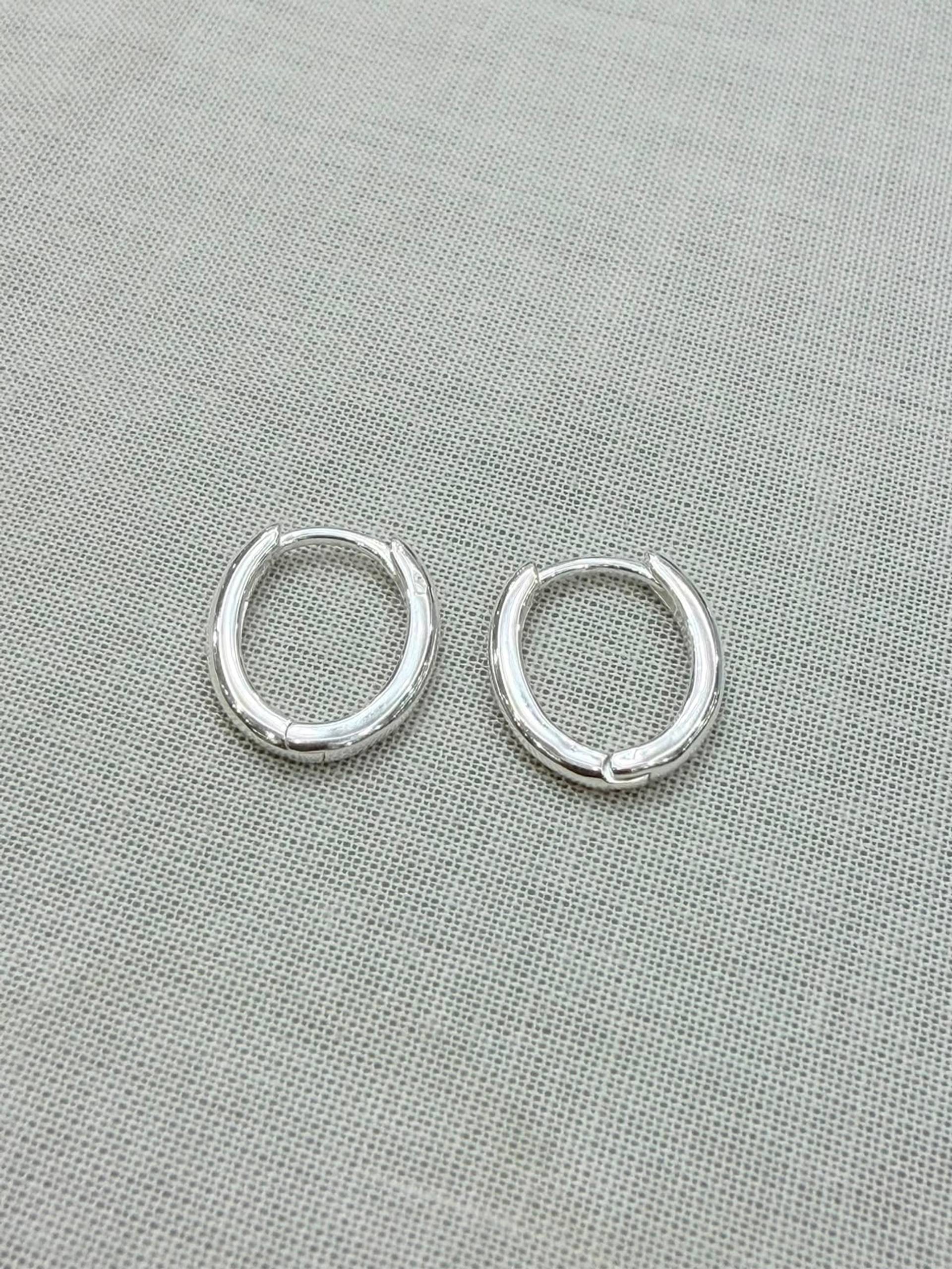 Argollas clásicas redondas de plata 925