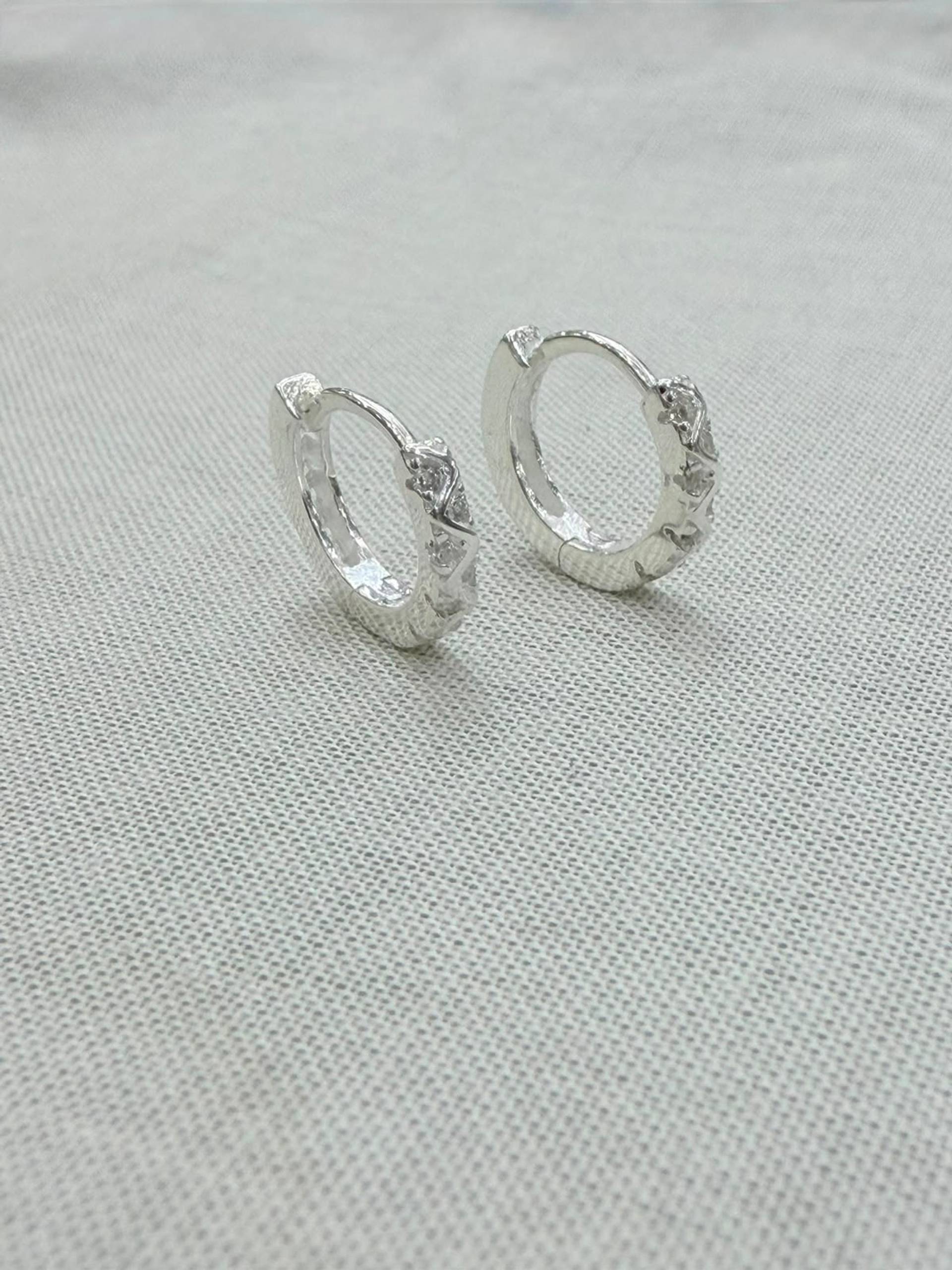 Argollas de plata 925 con borde texturado
