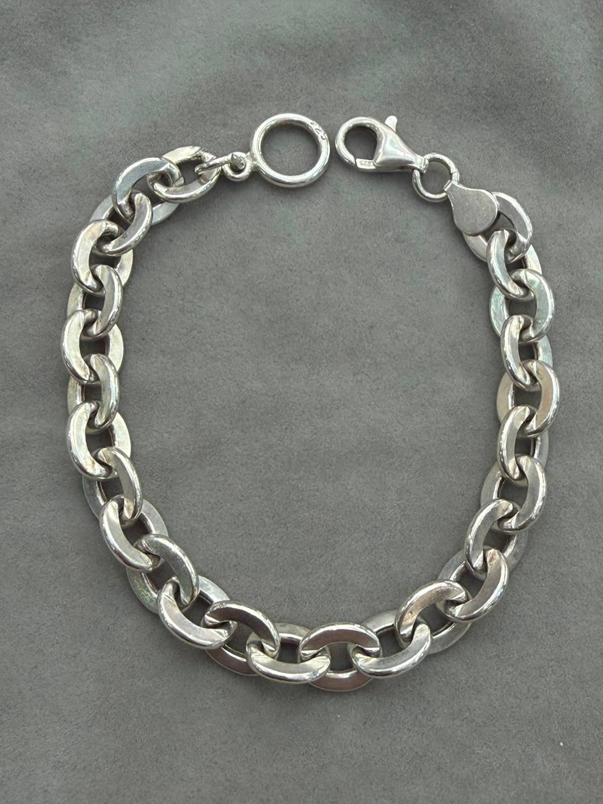 Pulsera eslabón O entrelazado