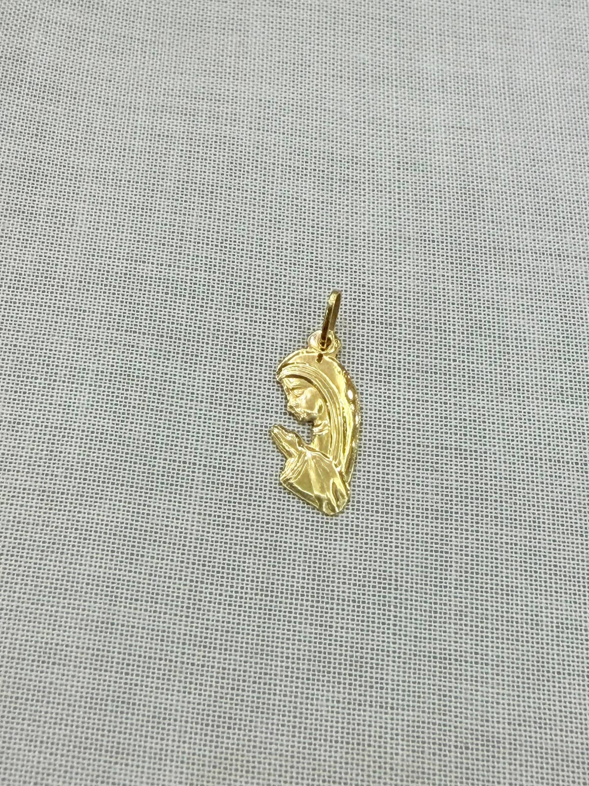 Dije Virgen Niña de Perfil Oro 18K
