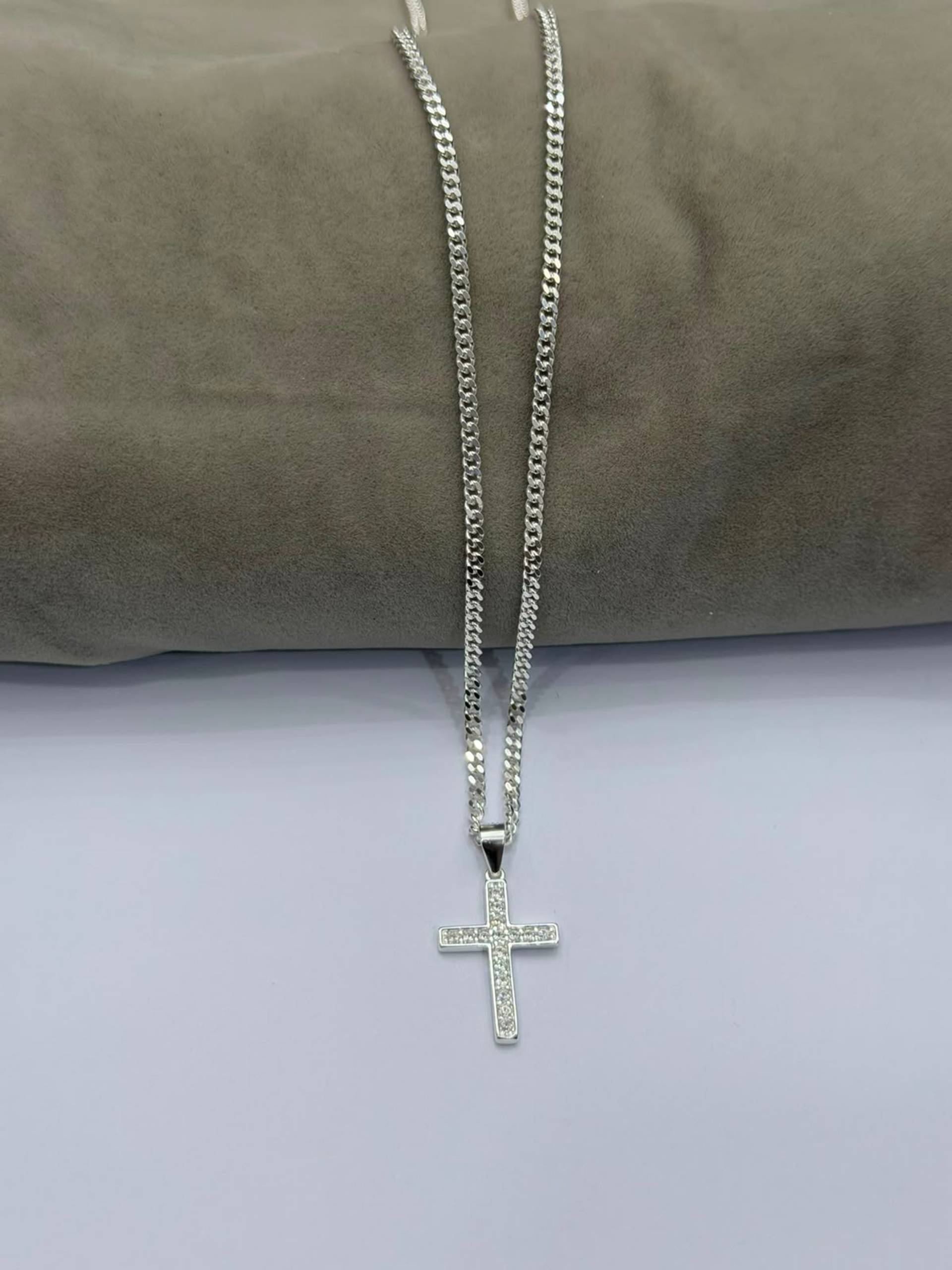Cadena Cruz de Luz