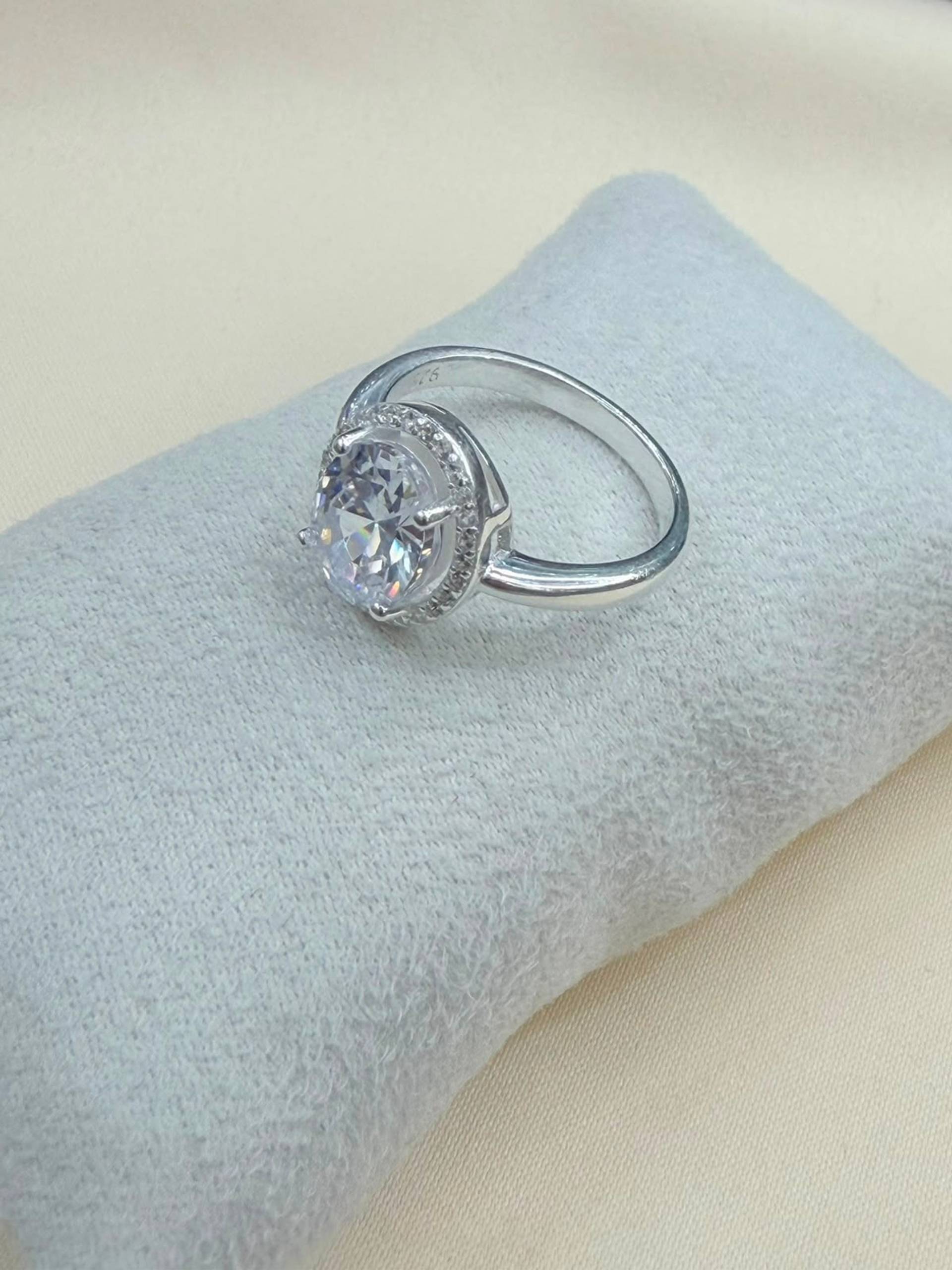 Anillo Halo Circular de plata 925 · Vista 3