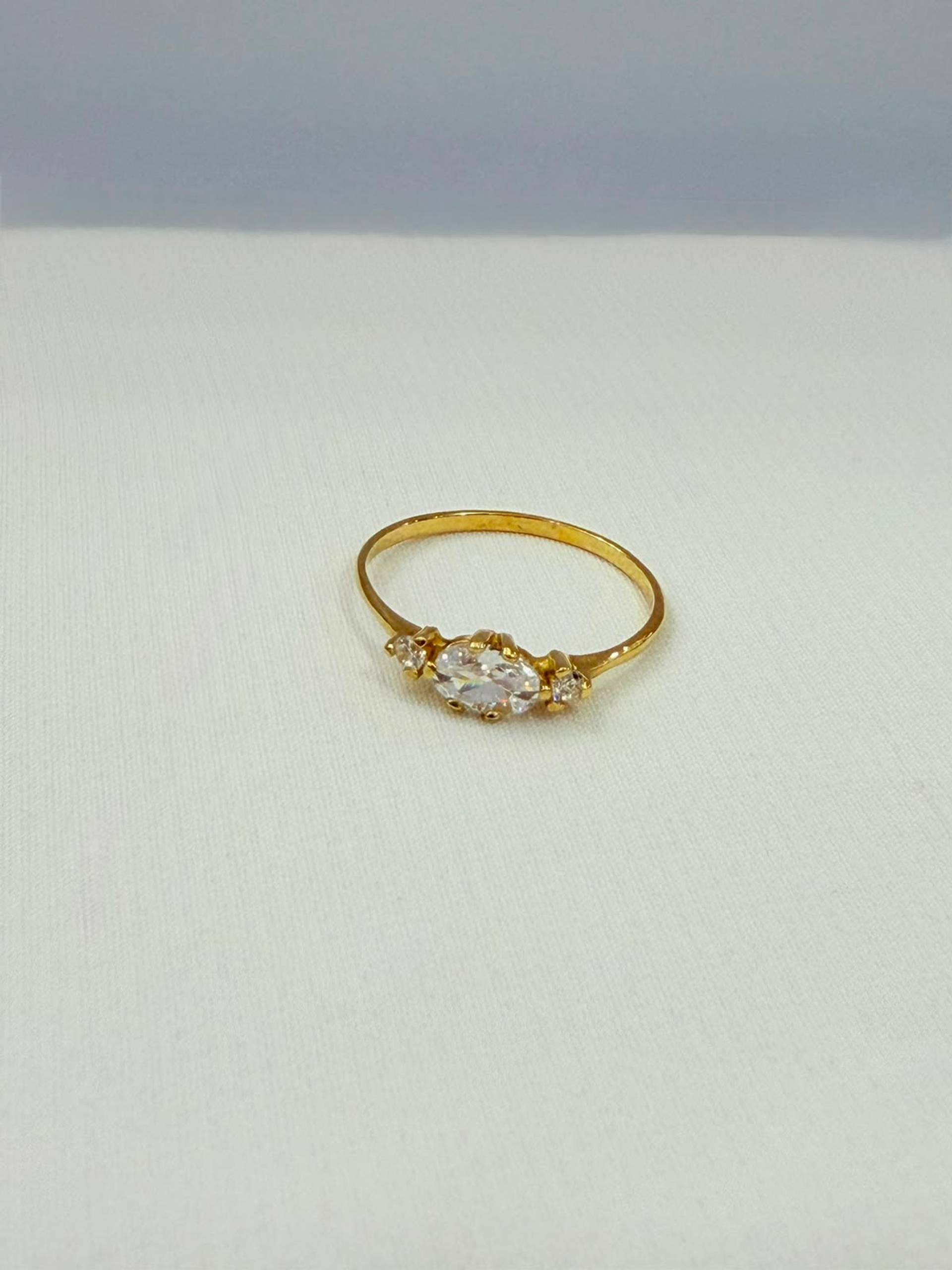 Anillo de oro 18K