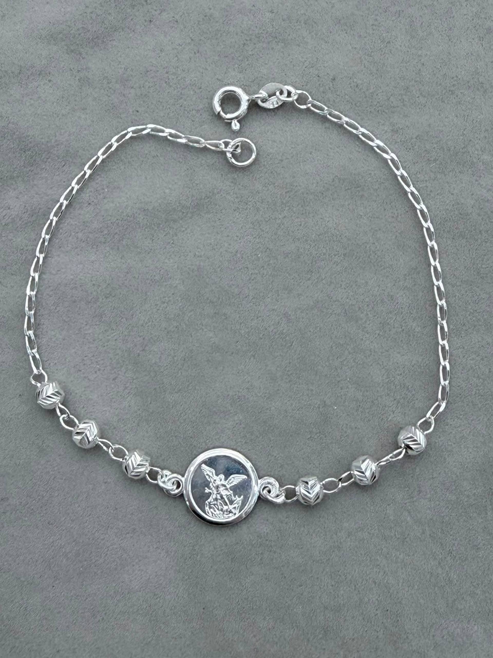 Pulsera con centro esfera y SAN MIGUEL ARCANGEL