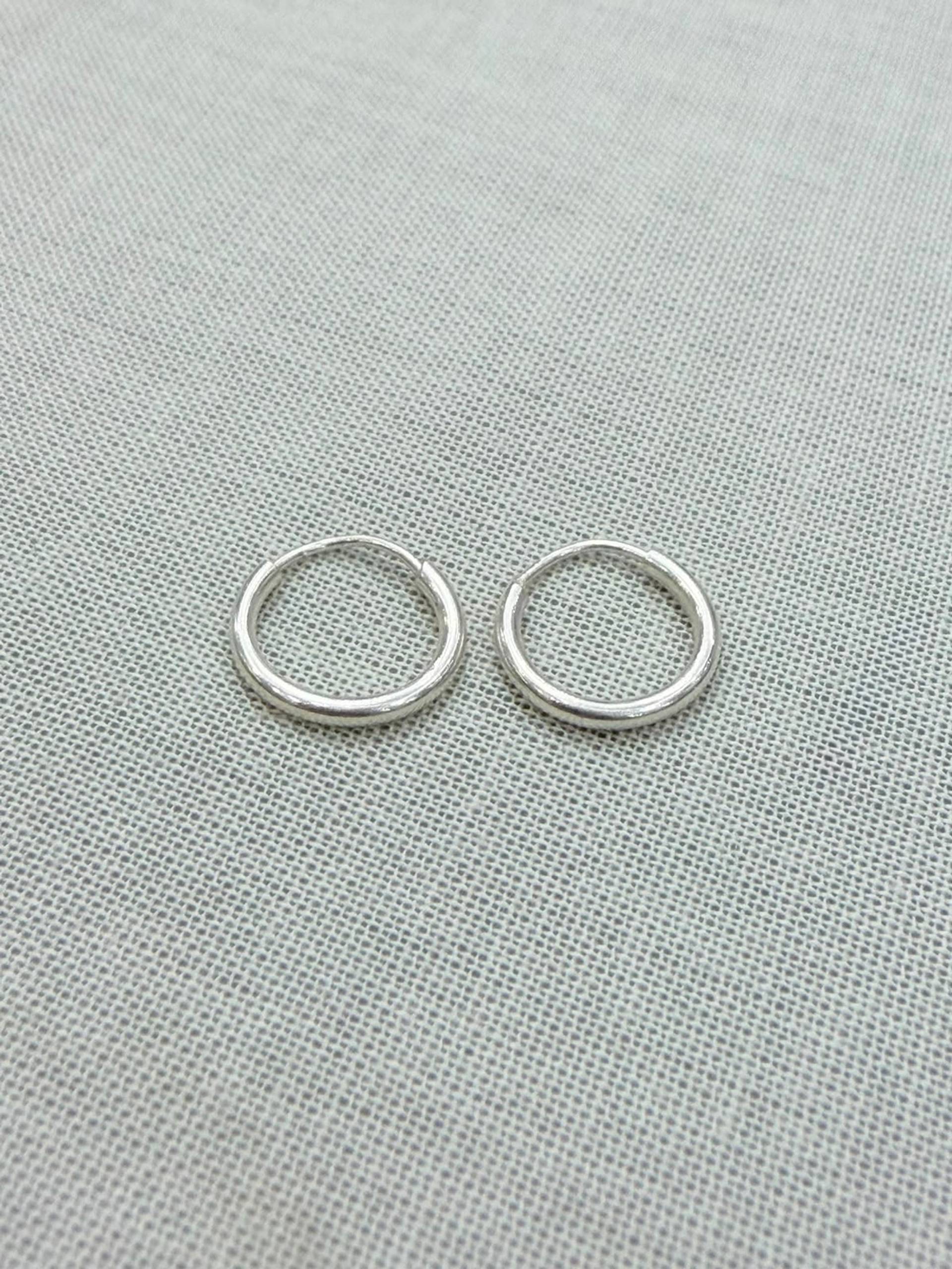 Argollas clásicas lisas de plata 925