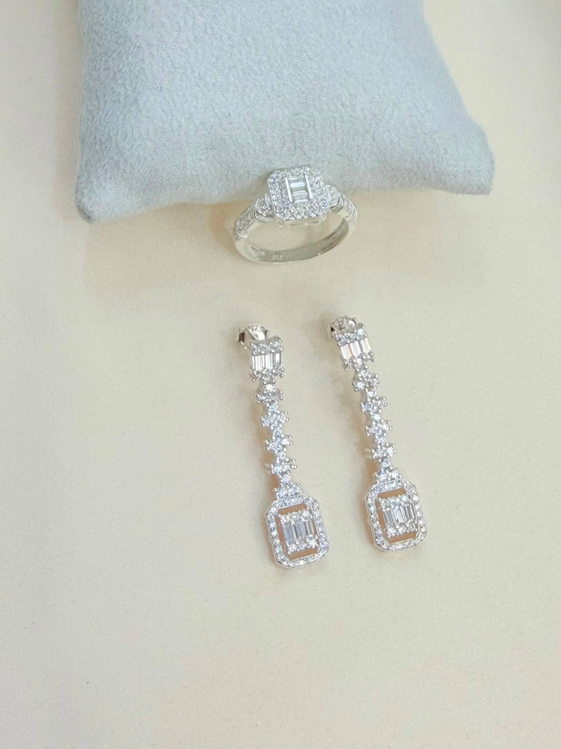 Juego de Aros y Anillo Elegance de plata 925 · Vista 3