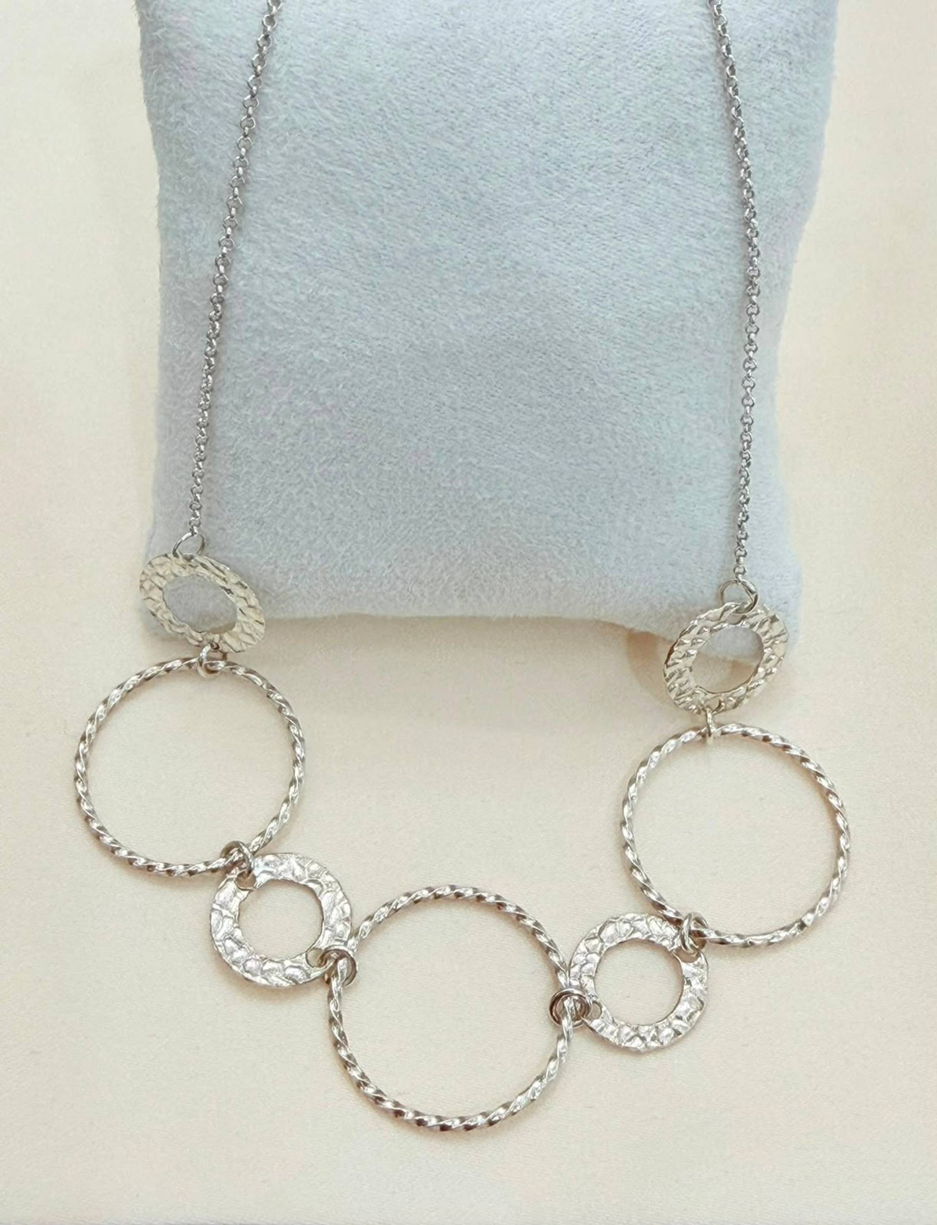 Collar Círculos Calados de plata 925