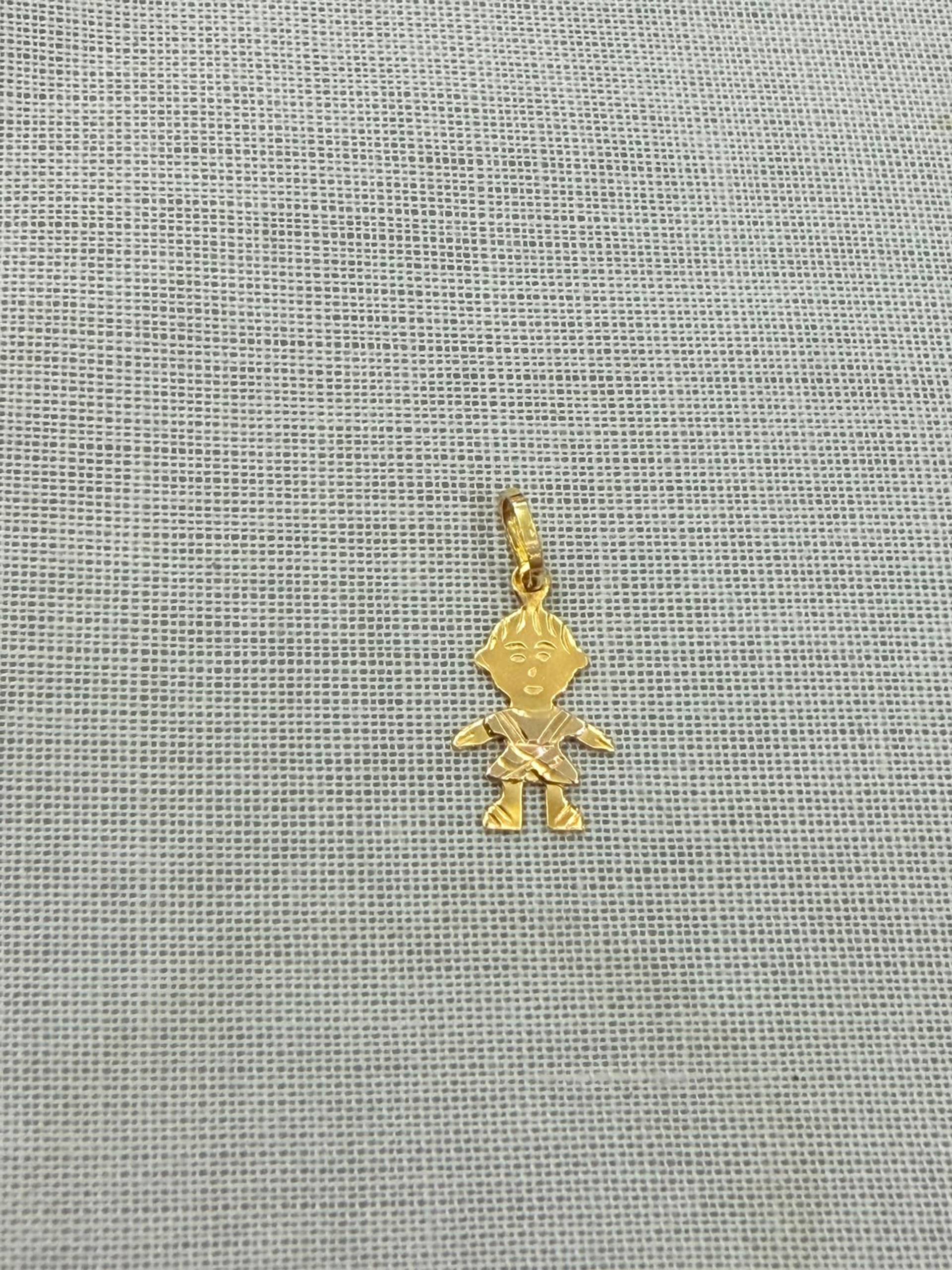 Dije Niño Mini Oro 18K