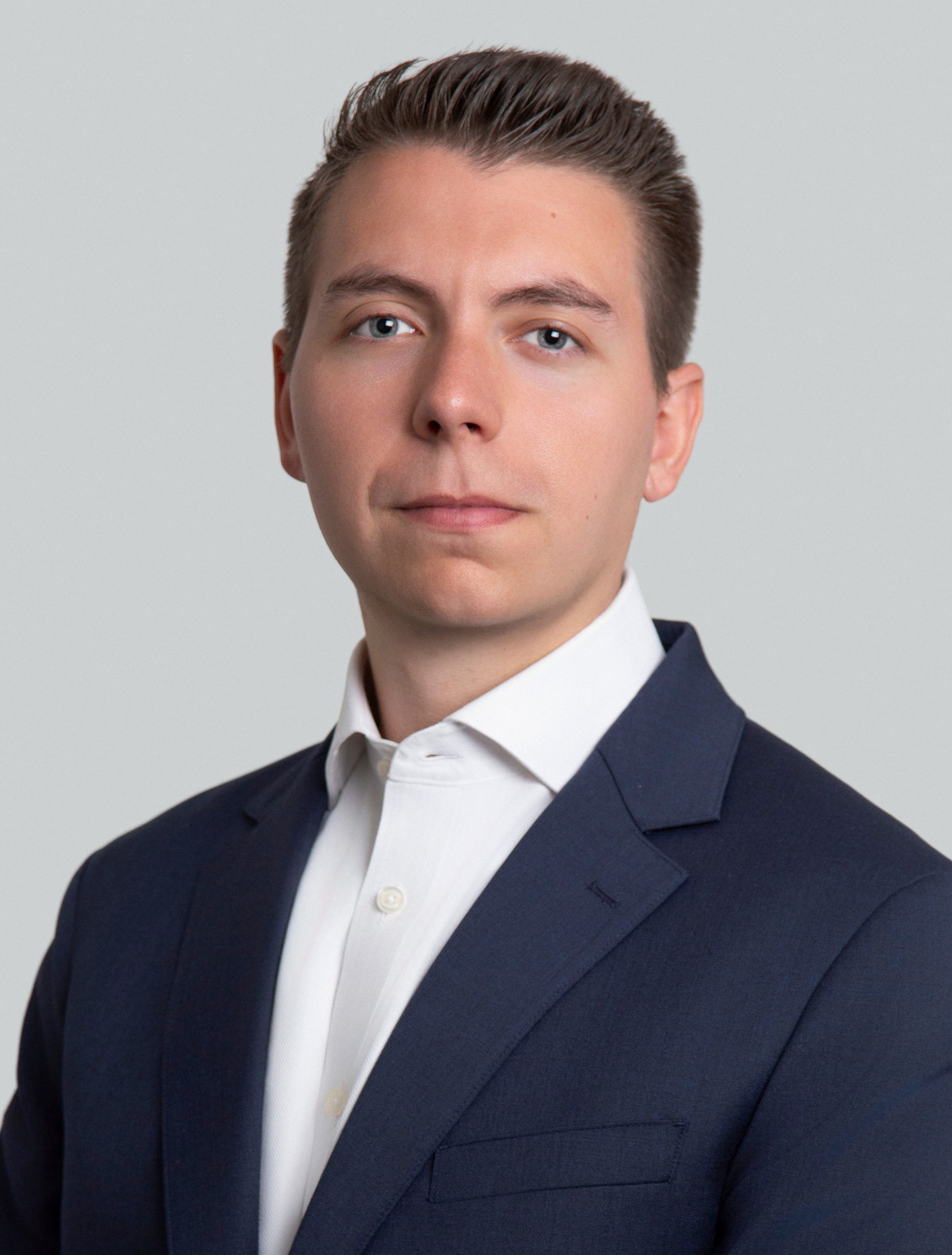 Thomas Burke, Associate