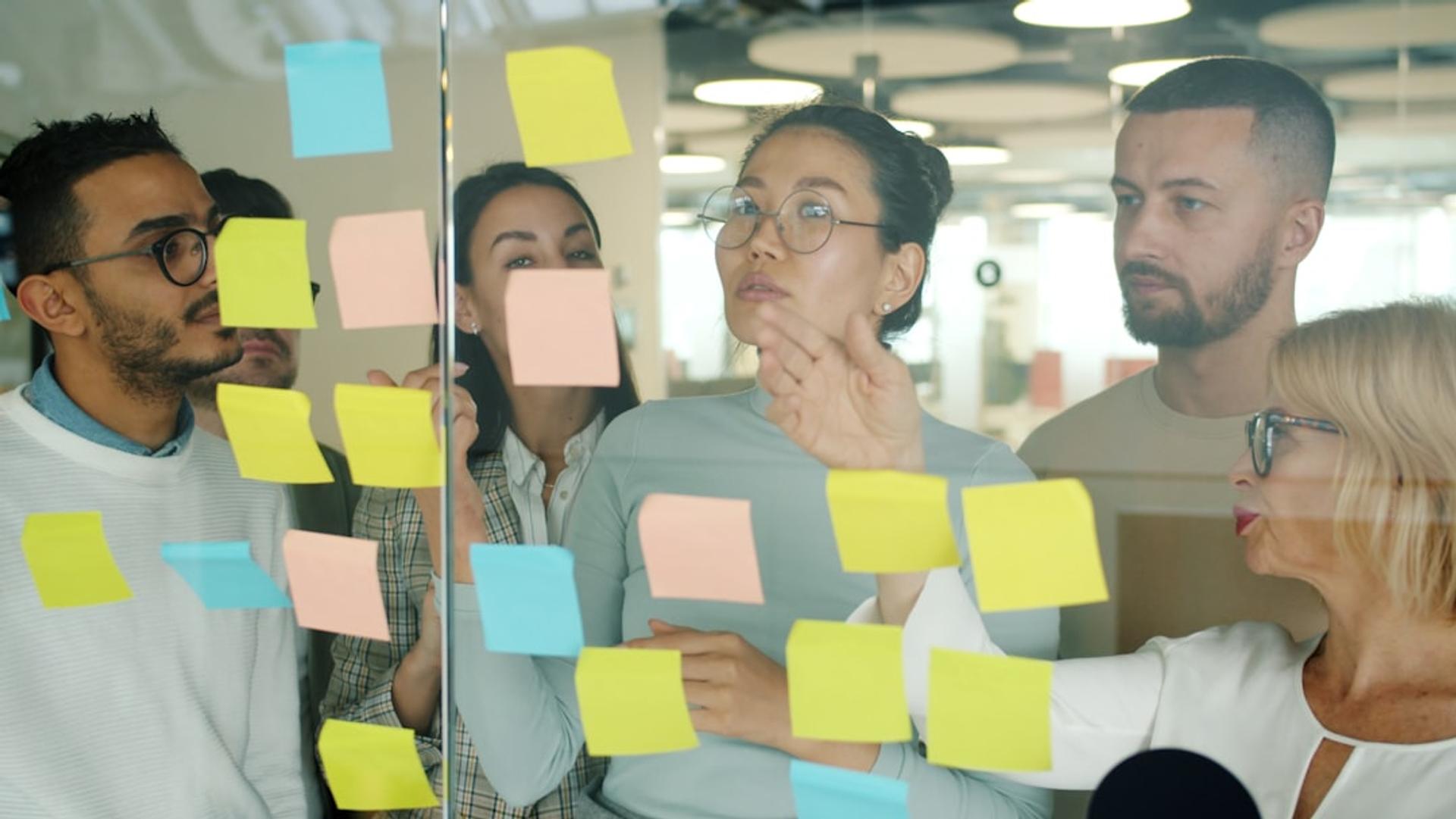 Framework evaluasi provider digital agency dengan lima kriteria utama