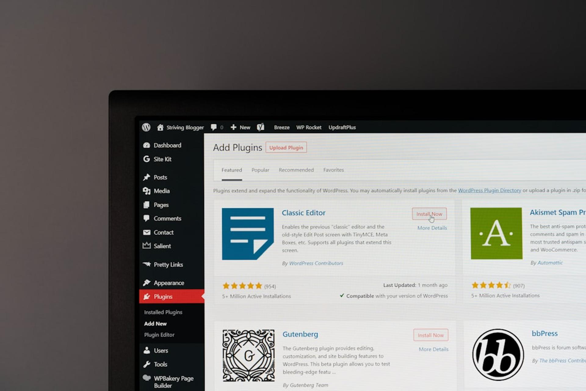 Comparison of WordPress versus modern framework website architecture