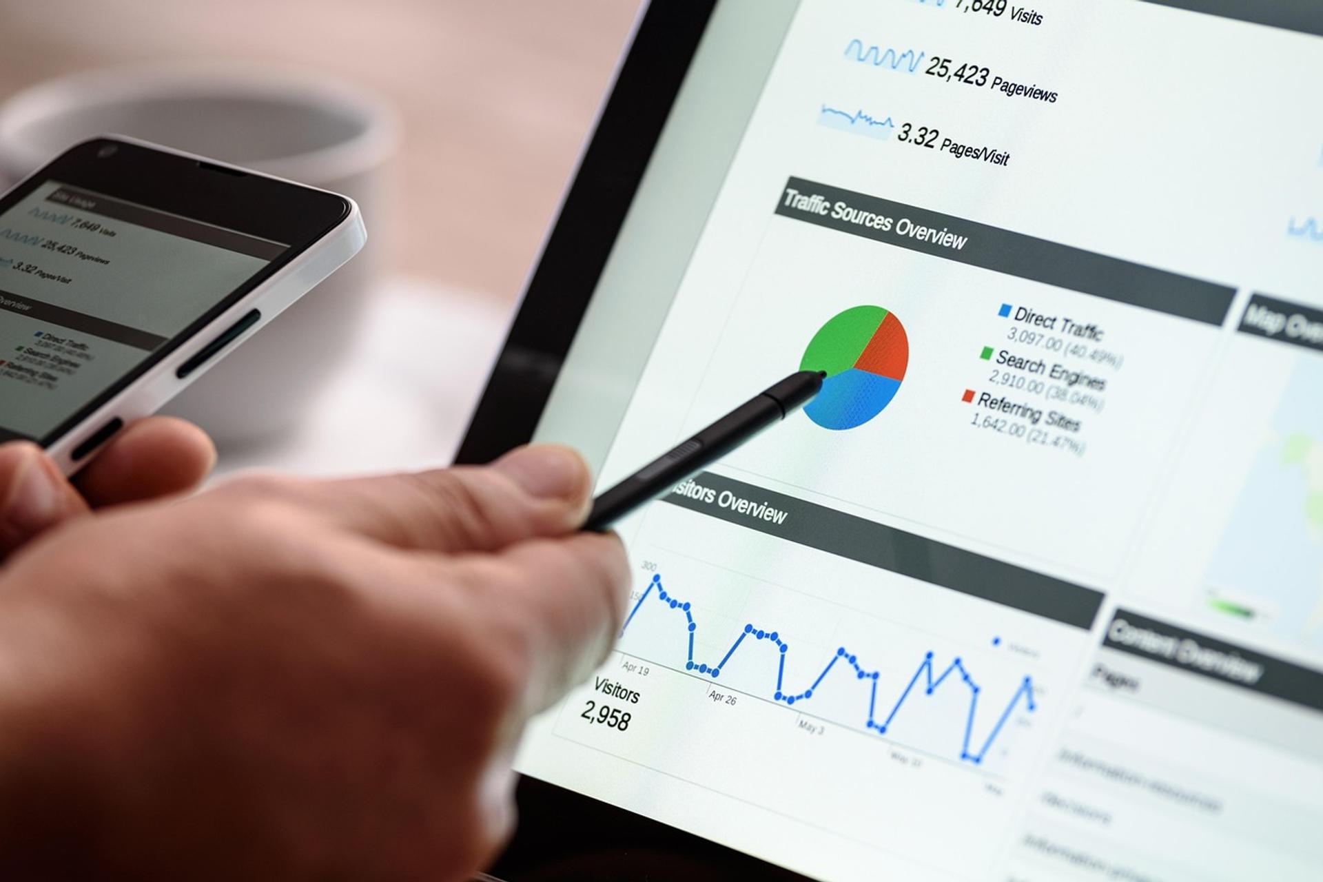 Struktur on-page SEO mencakup title tag, meta description, dan heading hierarchy di halaman
