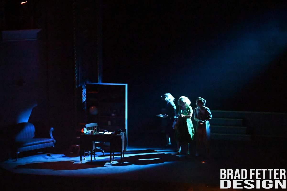 9 to 5 — image 3