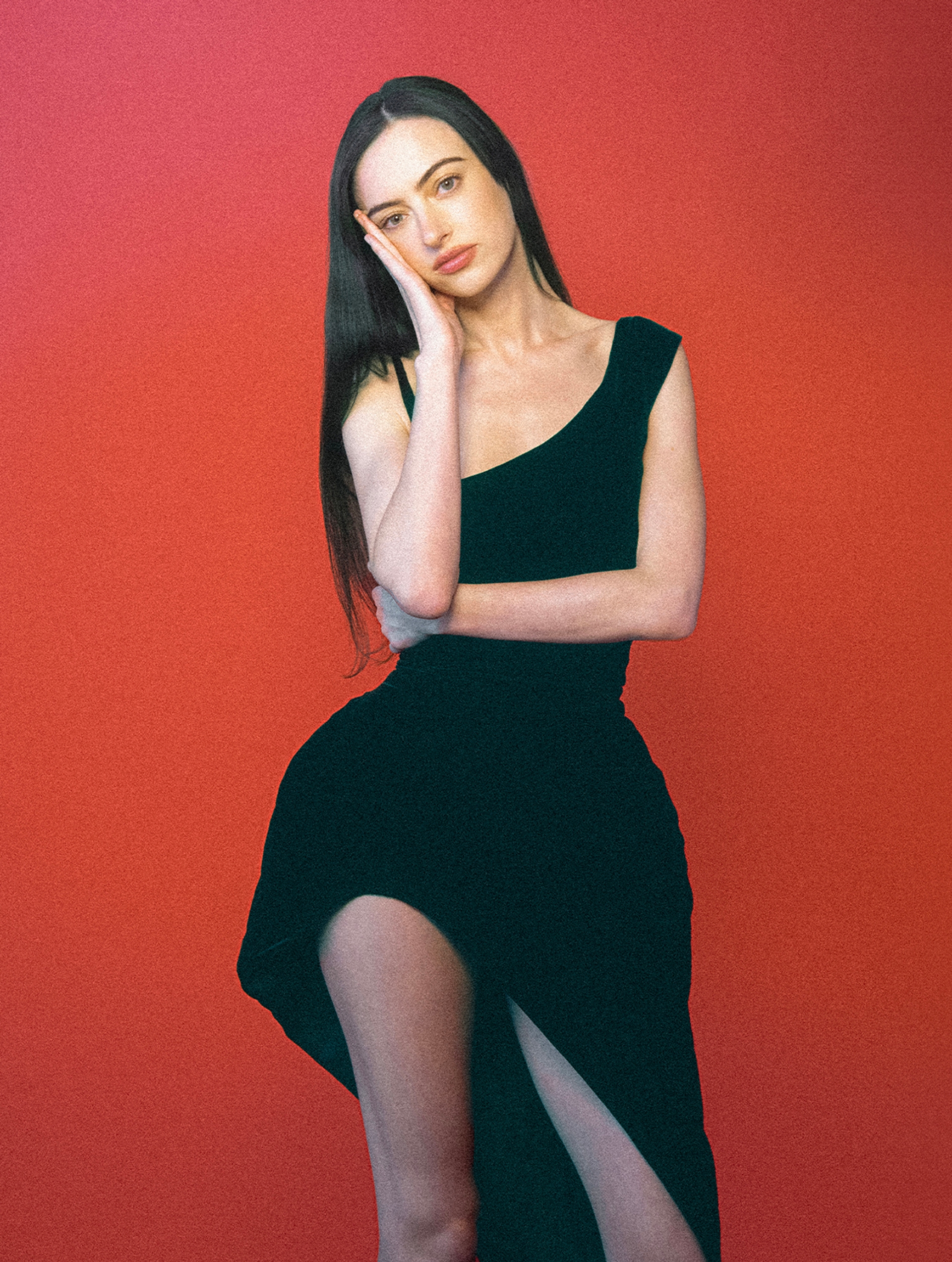 2025-01_LKS_KFD_WHOWHATWEAR_02.jpg