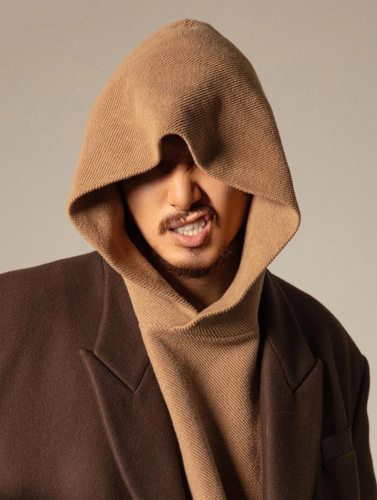 2025-09_KMA_LOFFICIELHOMMESAU_04.jpg