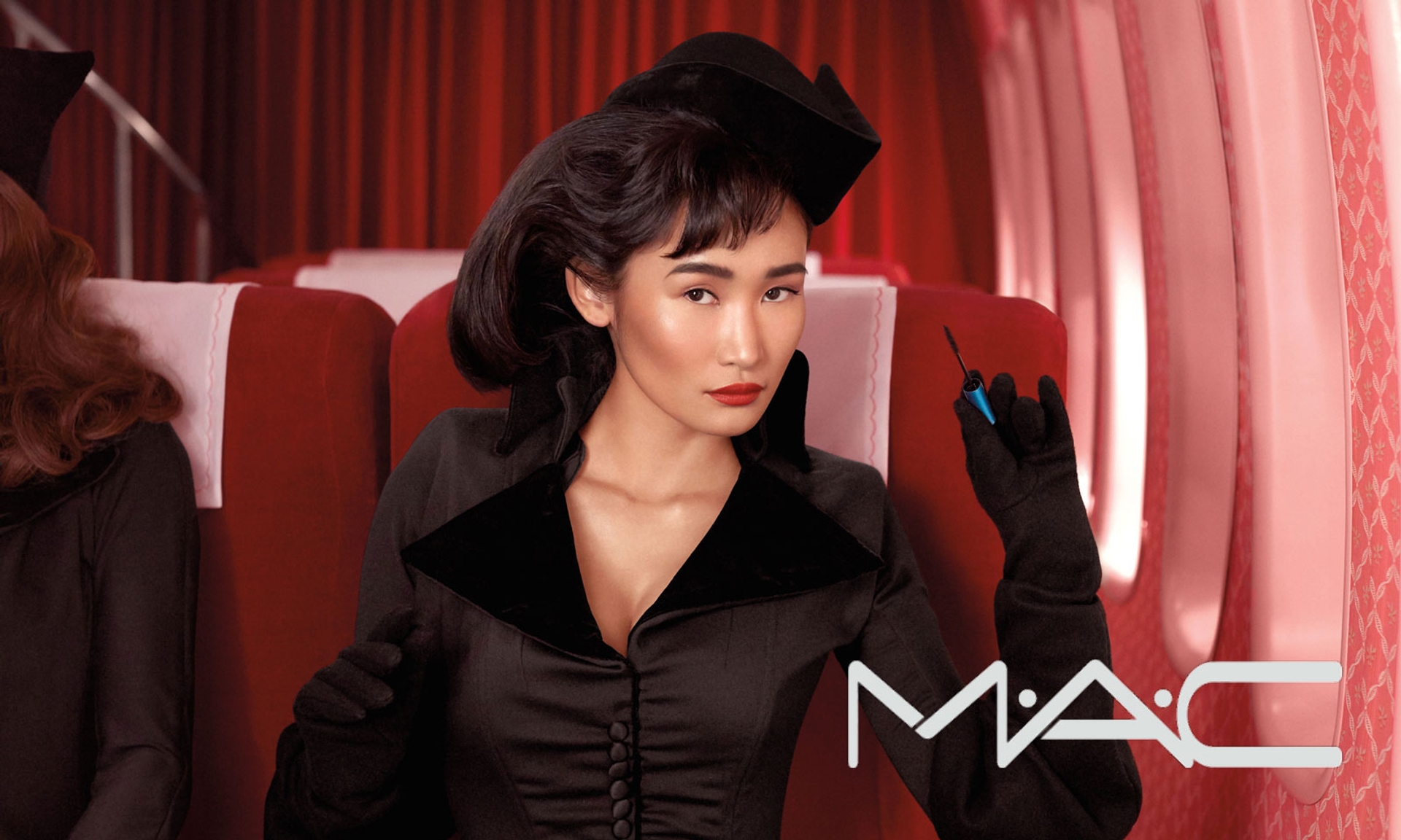 2019-01_SKT_MACCOSMETICS_01.jpg