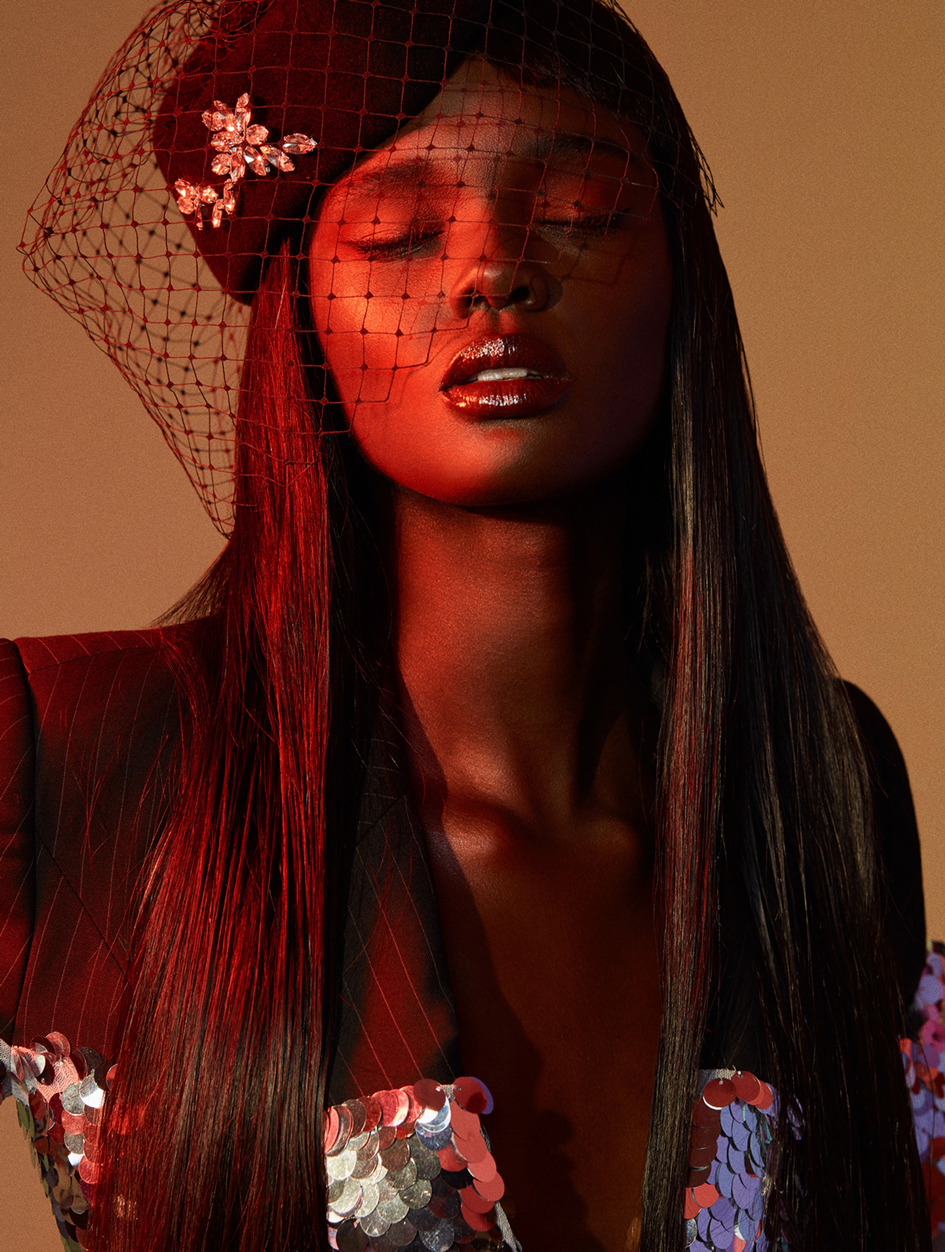 2018-09_JSS_HARPERSBAZAARMX_09.jpg