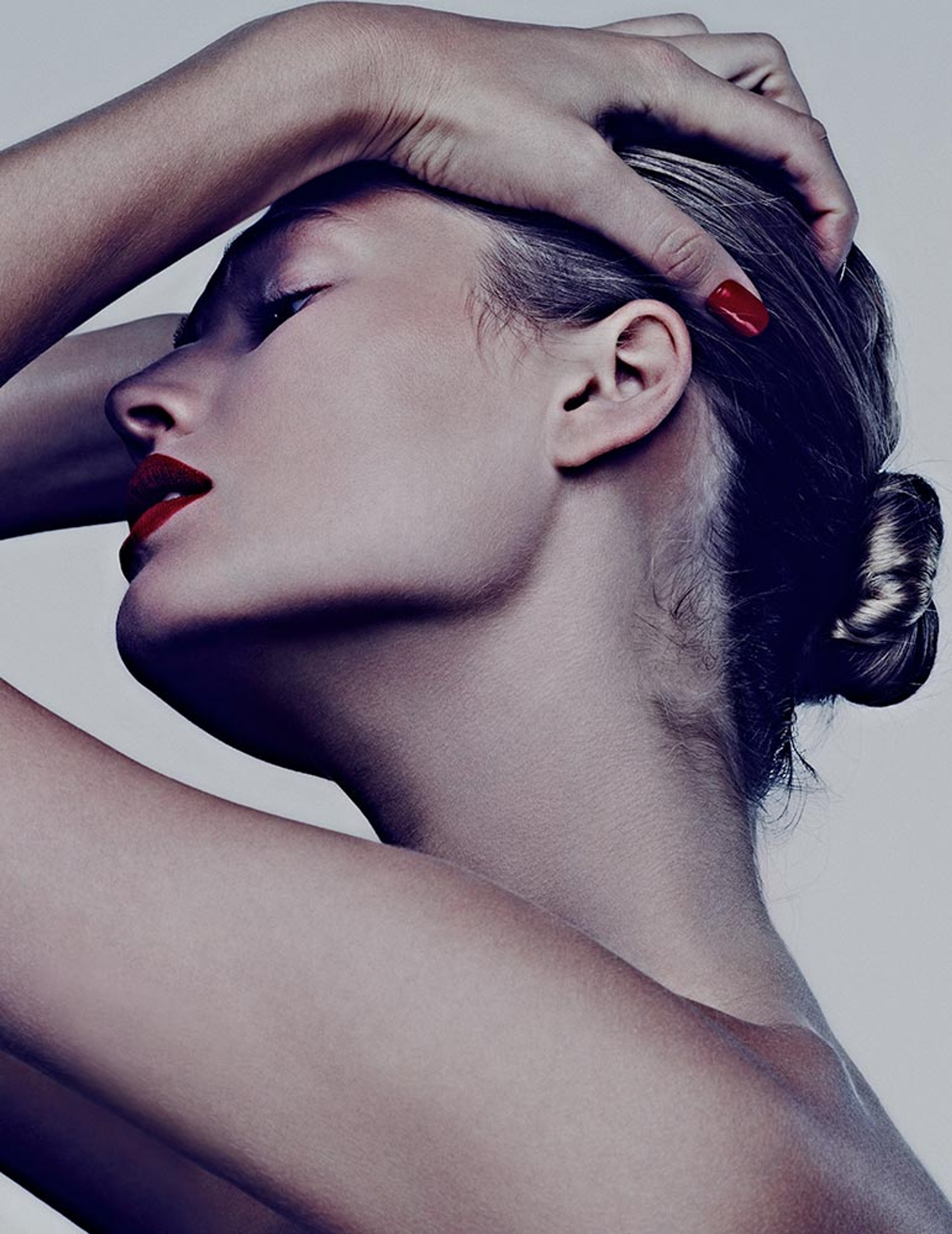 03_201312_VOGUEJP_BHASSETT_ACL_05.jpg