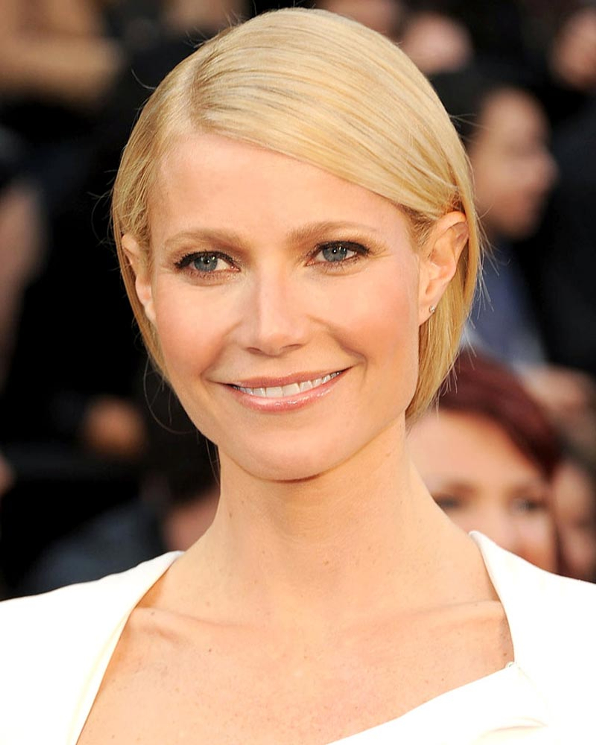 201202_AAL_GPALTROW_RC.jpg